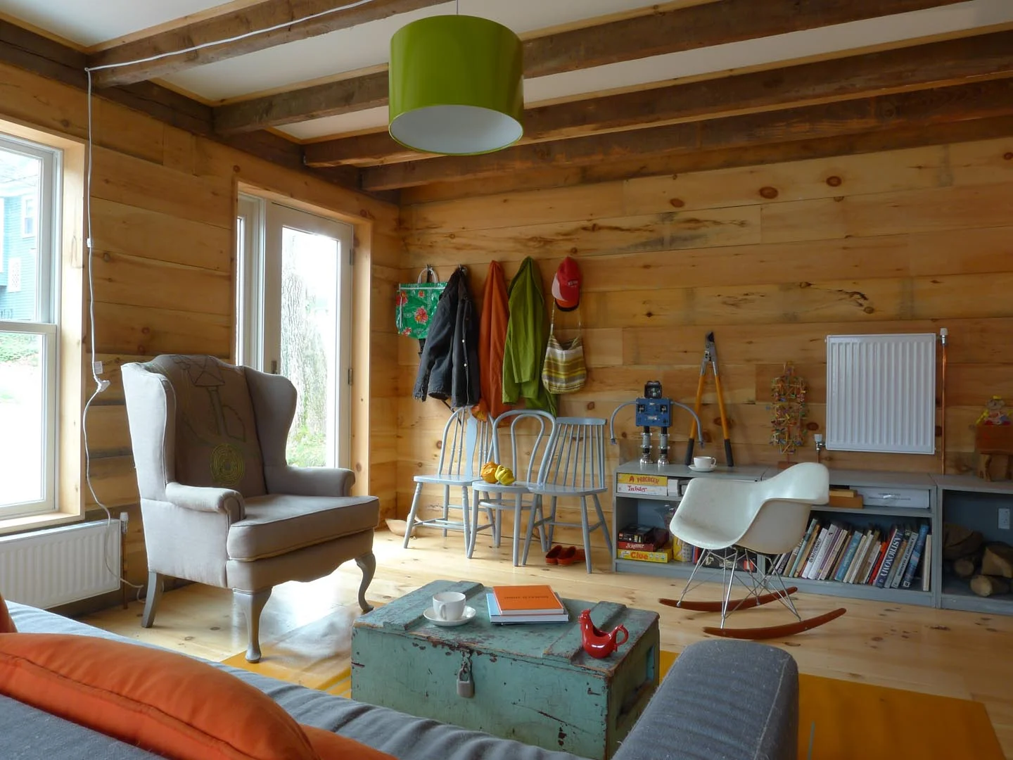 03-livingroom 03.JPG