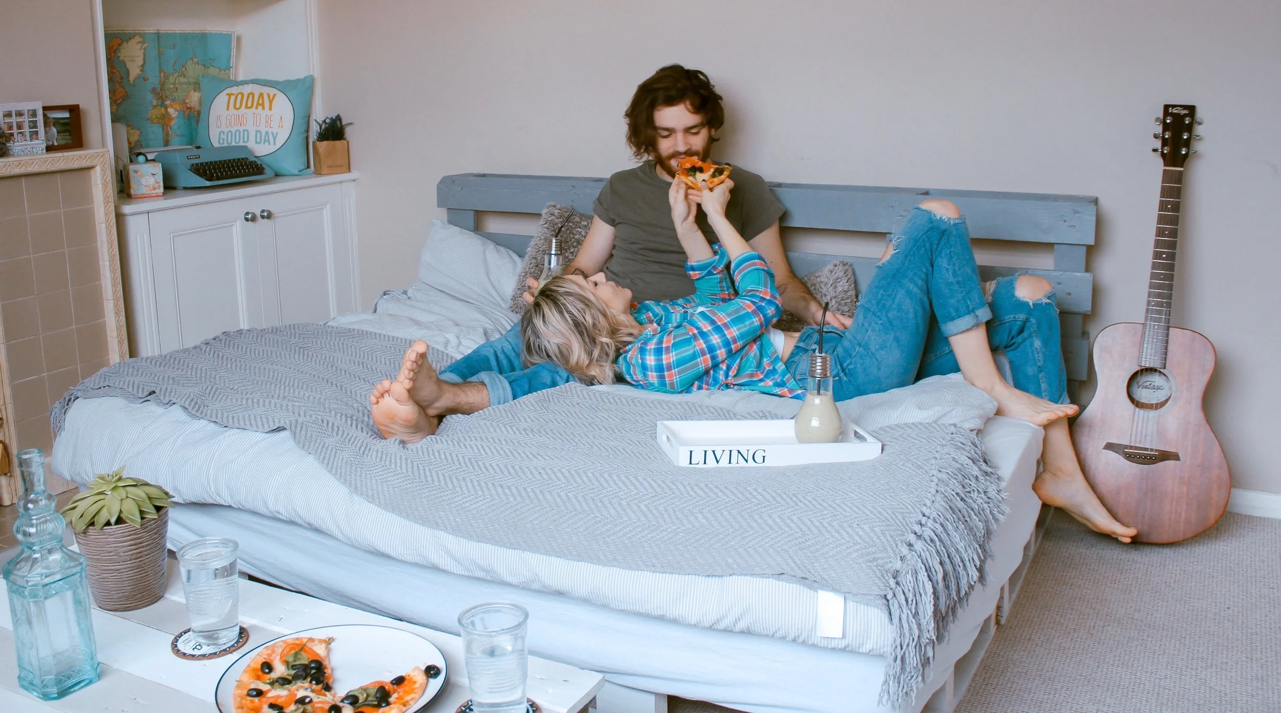 Dating When You Live With Your Parents