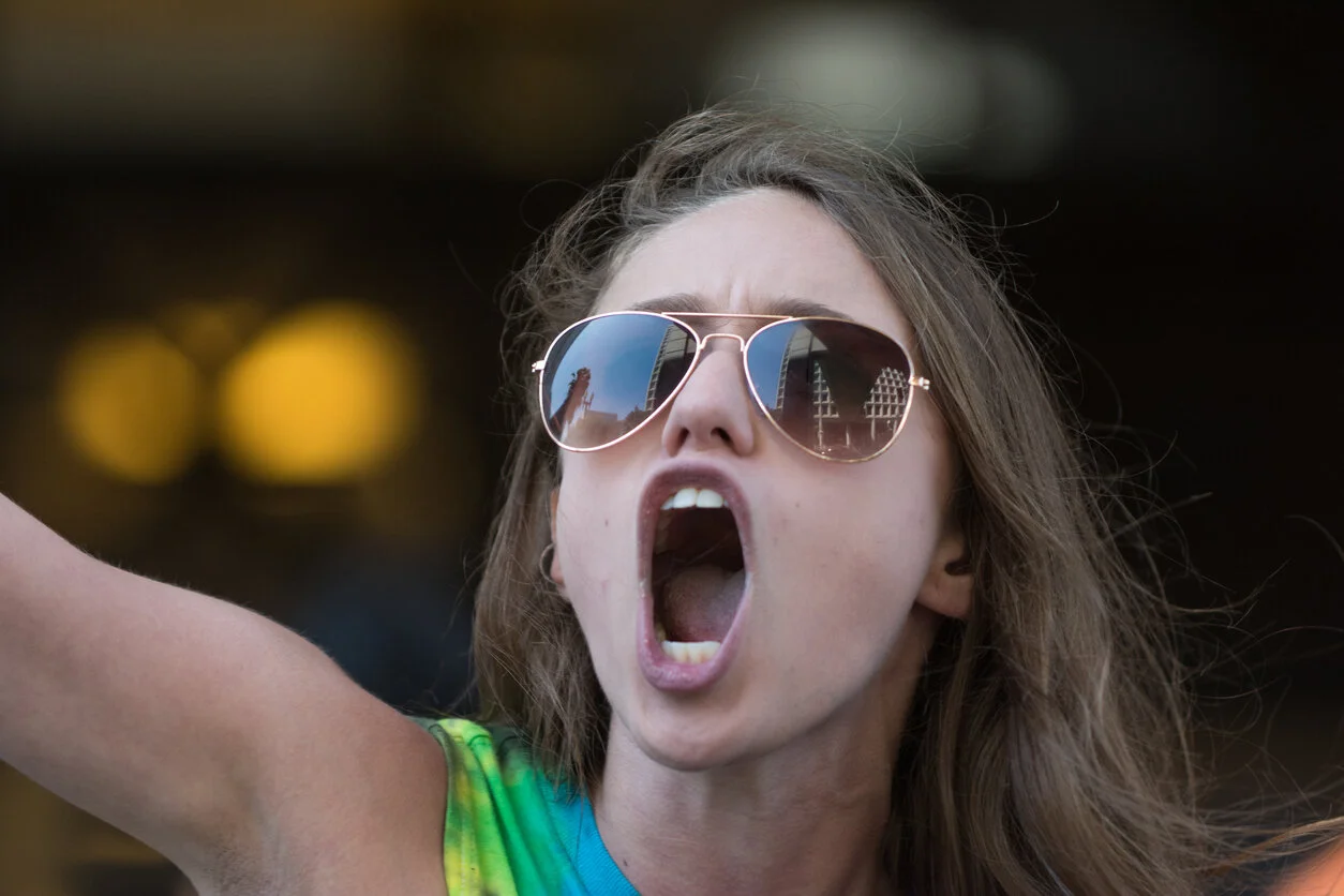 woman protesting against racism in venice beach