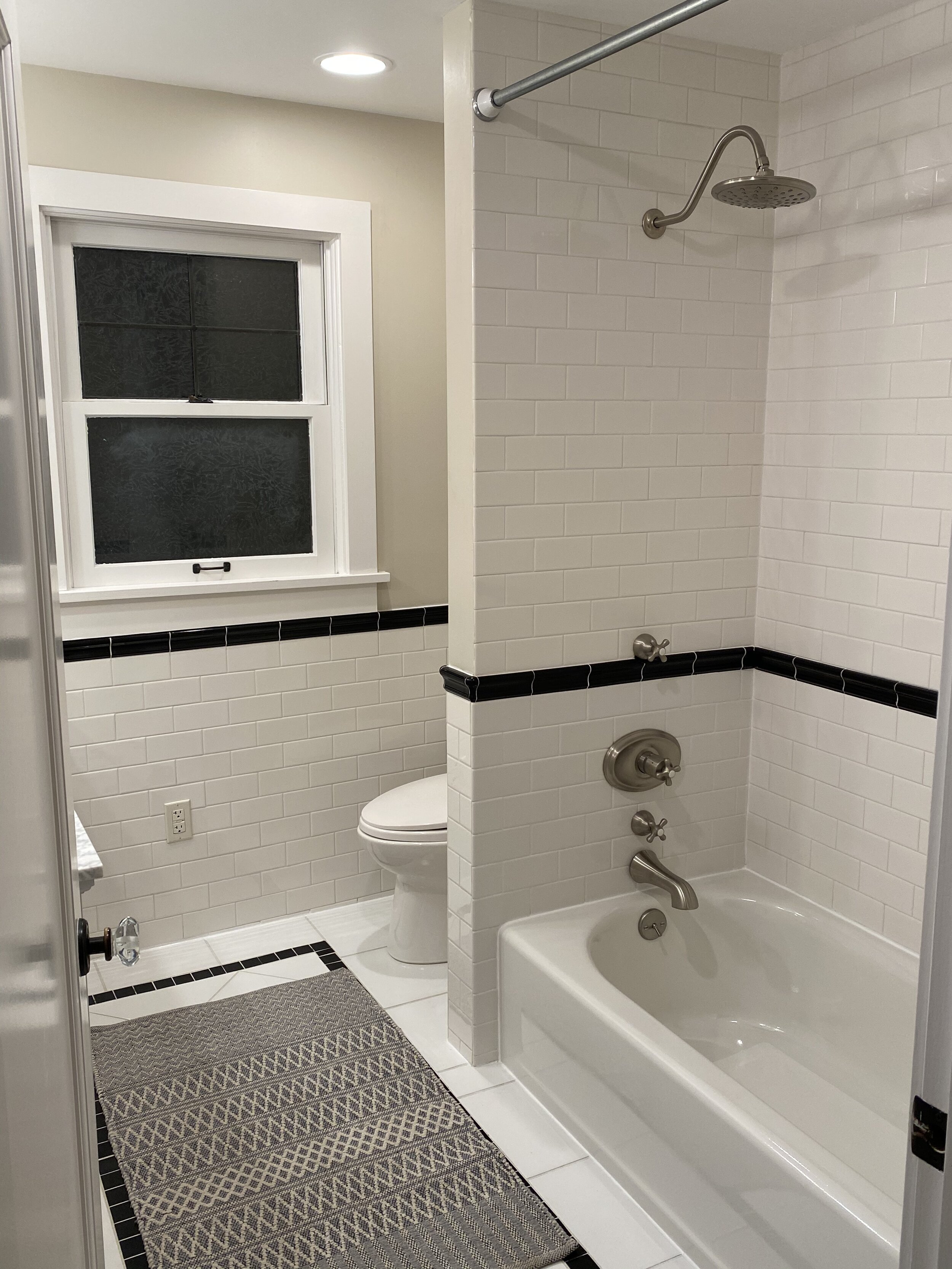 Craftsman Traditional Montlake 1