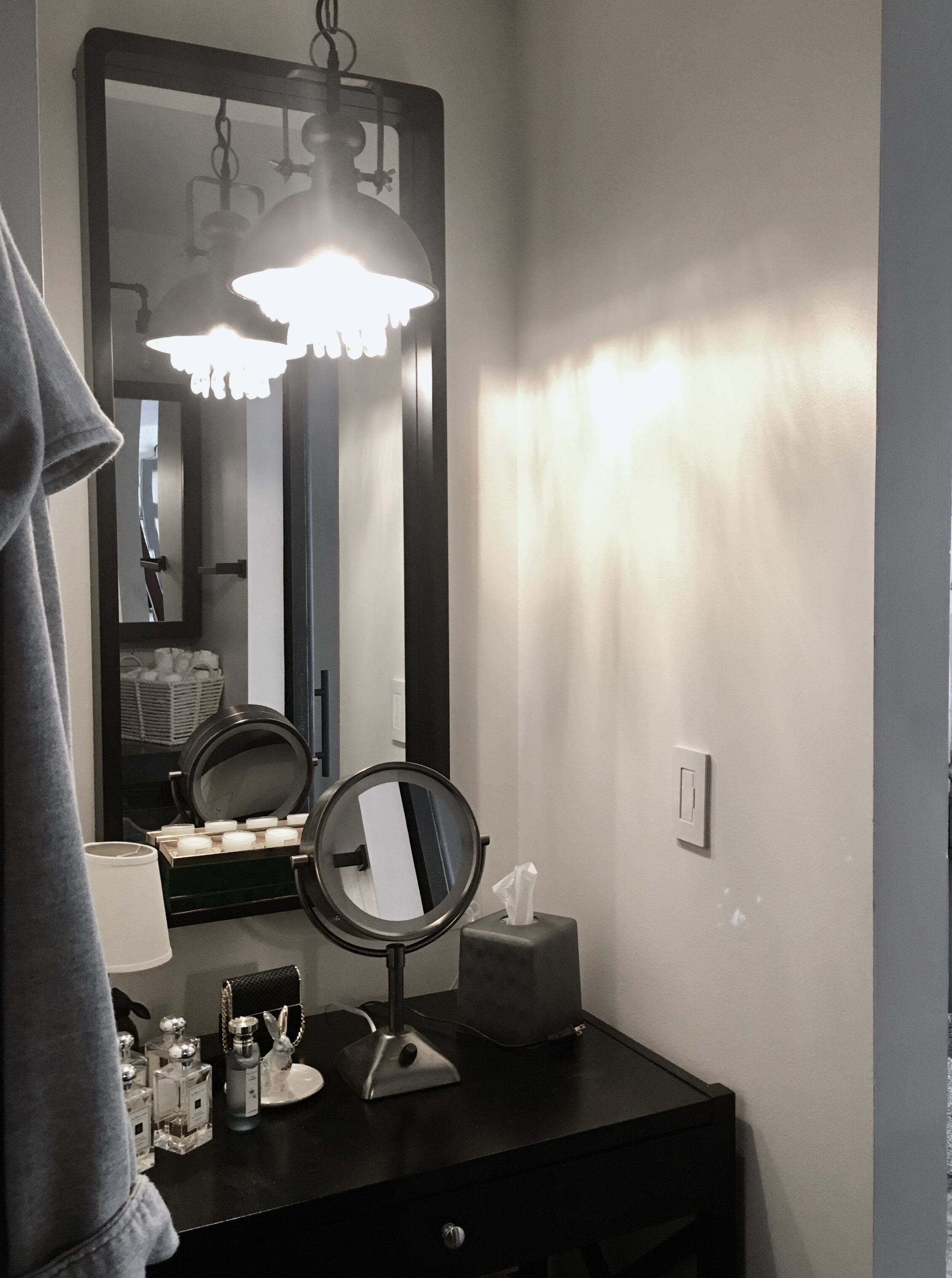 Madison Park Makeup Nook
