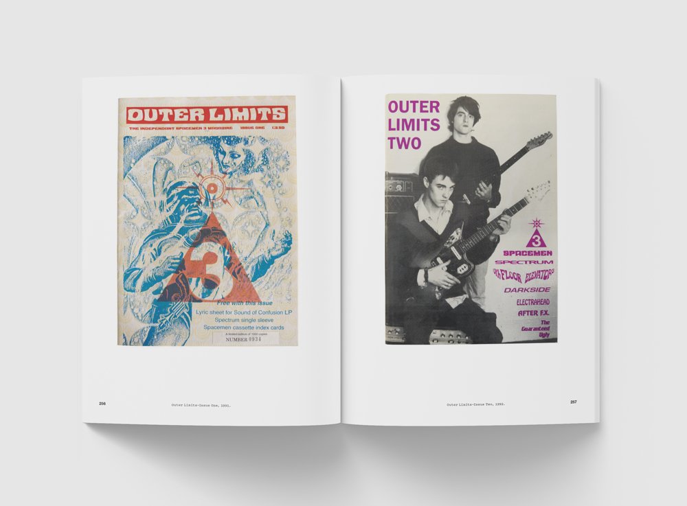 Spacemen 3 Vinyl - Extended Edition by Danny Passarella - Inside Pages 2 - Mock Up.jpg