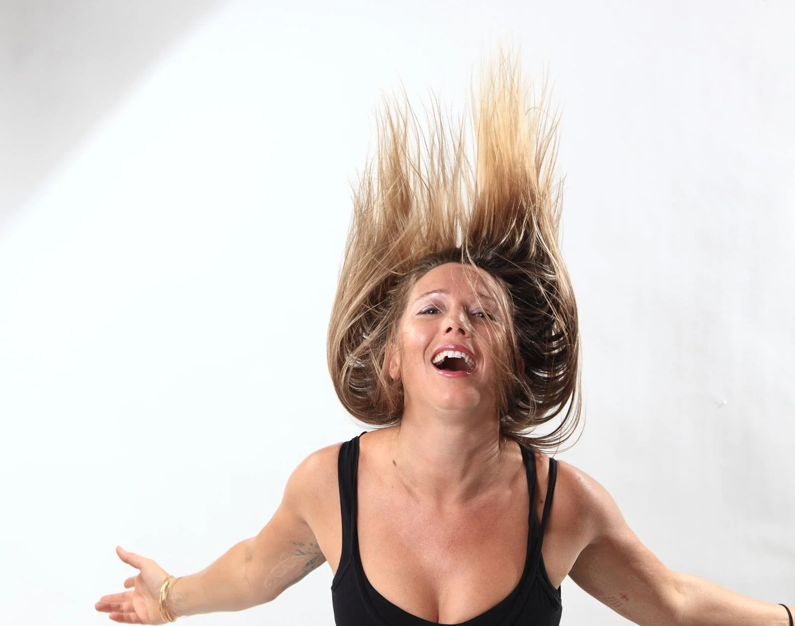 5Rhythms® Waves Series with Lucia Horan - ALL 6 Sessions