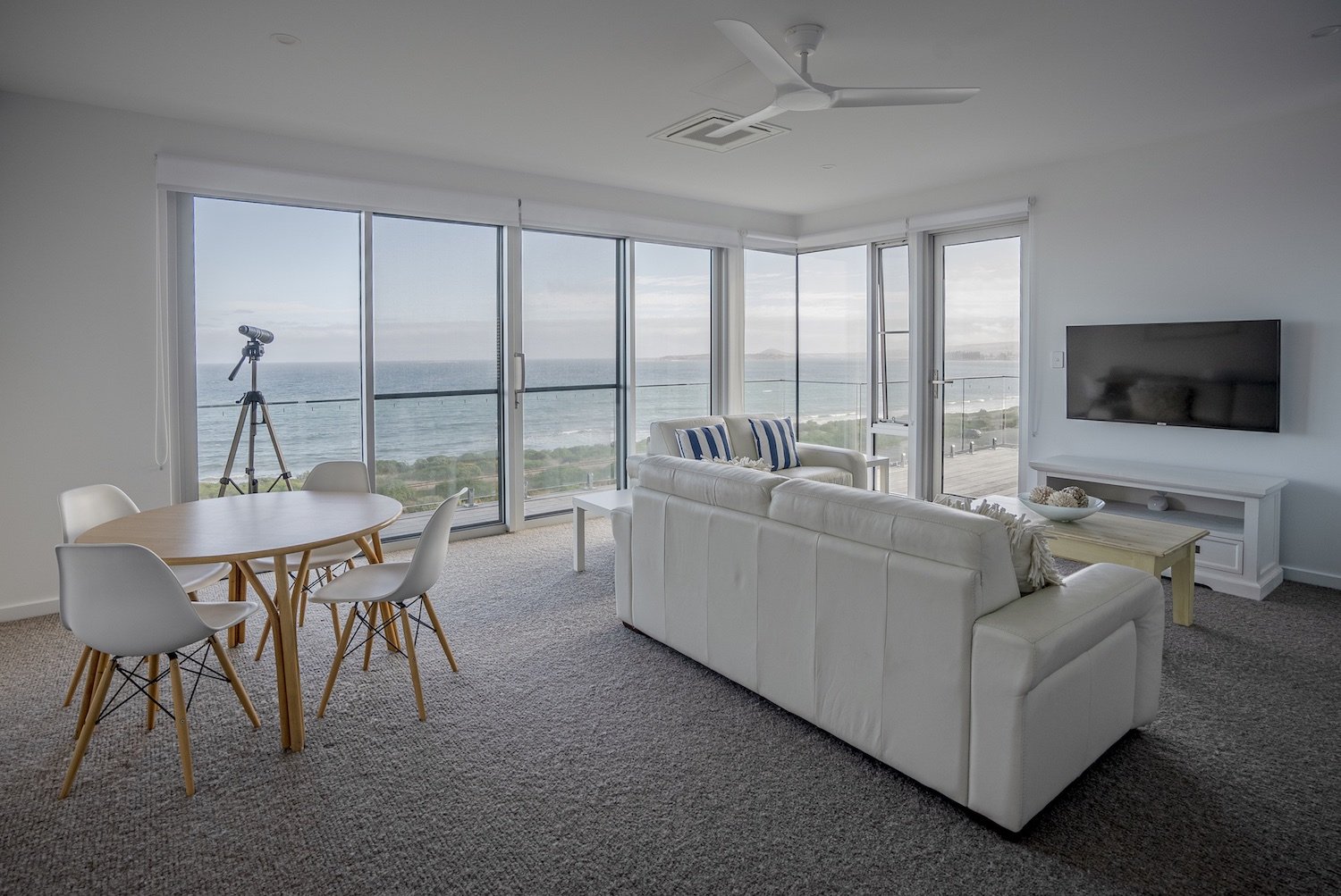 Living-rooms-DSC02040.jpeg