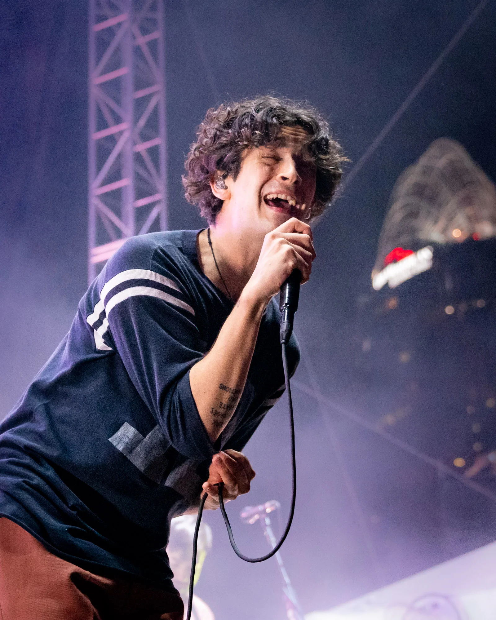 the 1975-6728.jpg