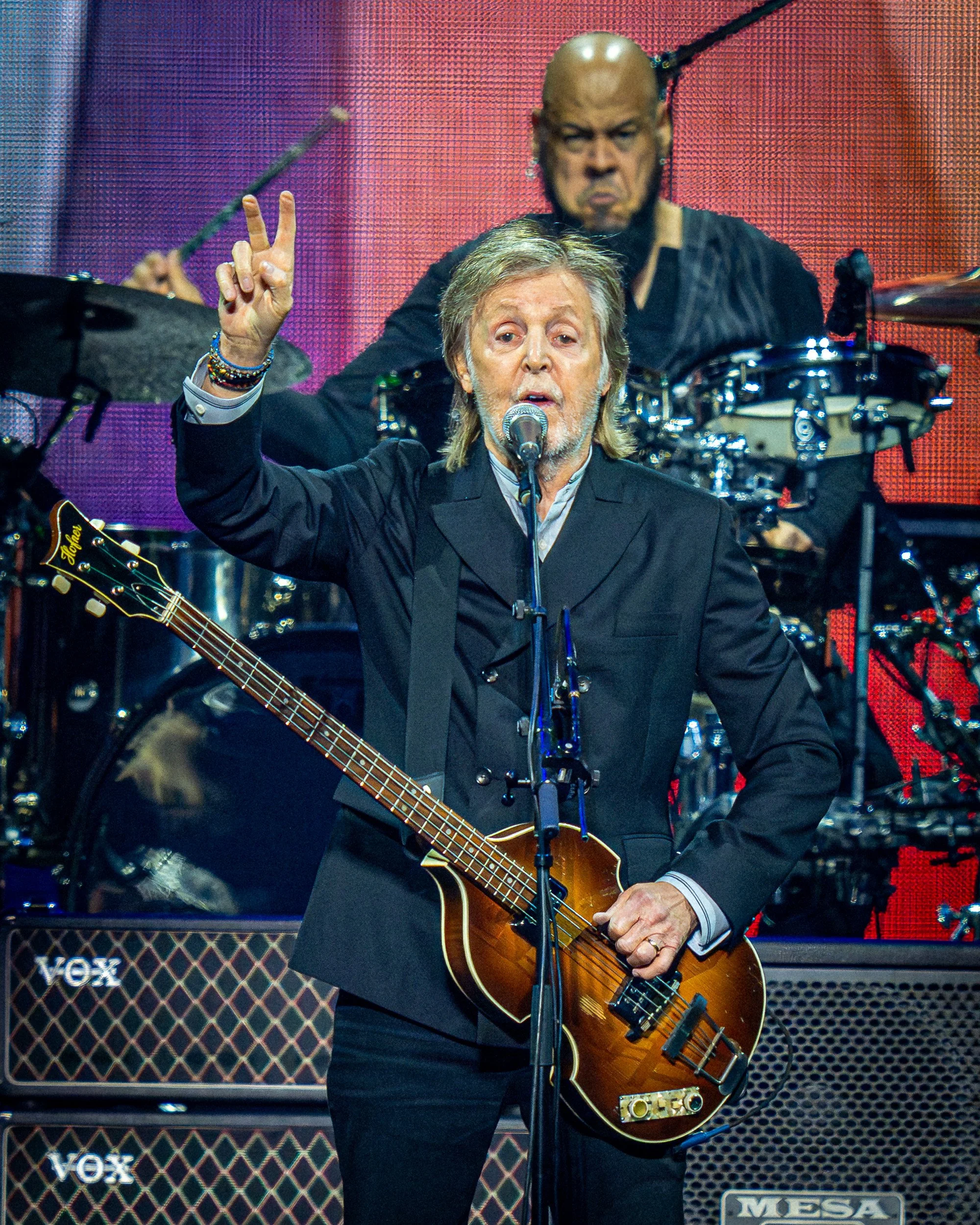 Paul McCartney Nationwide 110825 Valle-02819-3.jpg