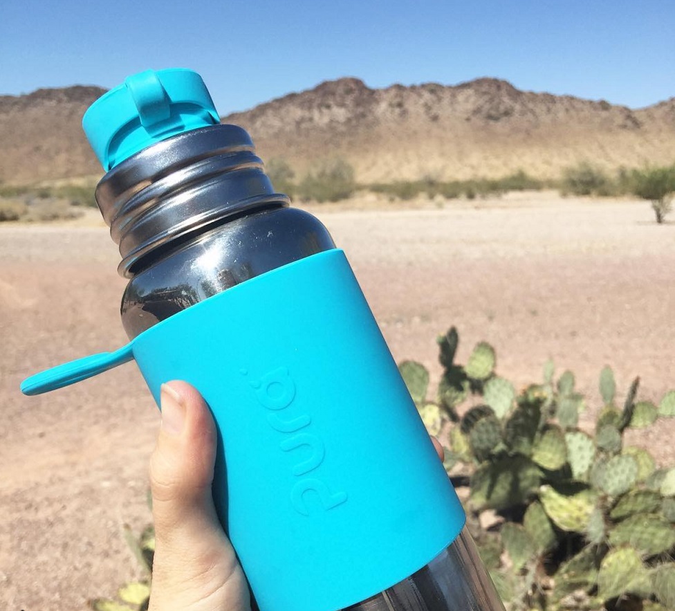 Pura Stainless are 100% plastic free! Most reusable water bottles have sneaky plastic lids or straws. Pura uses only food-grade stainless steel and silicone. 