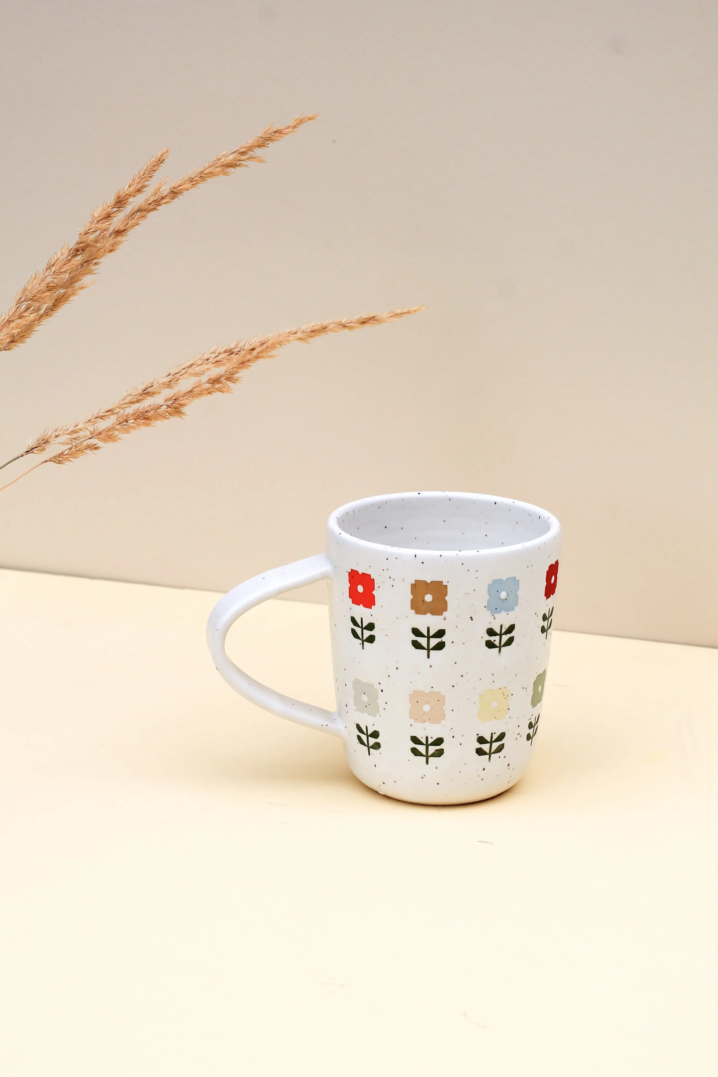 Quilted Flower Field Mug- 16OZ