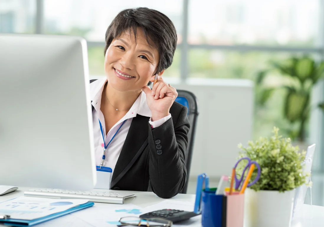 asian woman investor.jpg