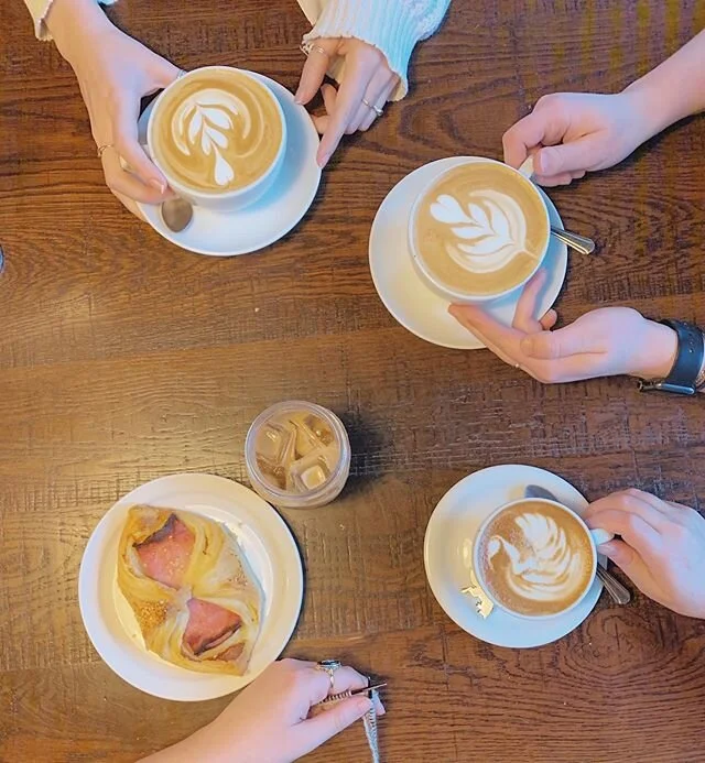 The perfect end to a most perfect weekend! Pastries, Coffee, and Knitting... my heart is so full 💕 (how insane is all of this latte art?!)
.⠀
I&rsquo;m knitting the second sock for my pair of Midnight Dancer Socks, what are you working on this weeke