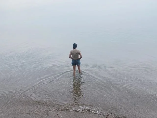 Now that the quarantine knitting sprint has ended, I&rsquo;m ready to share this finished object! I loved this pattern from @jessssiemae for a while, but was always curious if it felt right for me or not... however, I felt so inspired to dive it at t