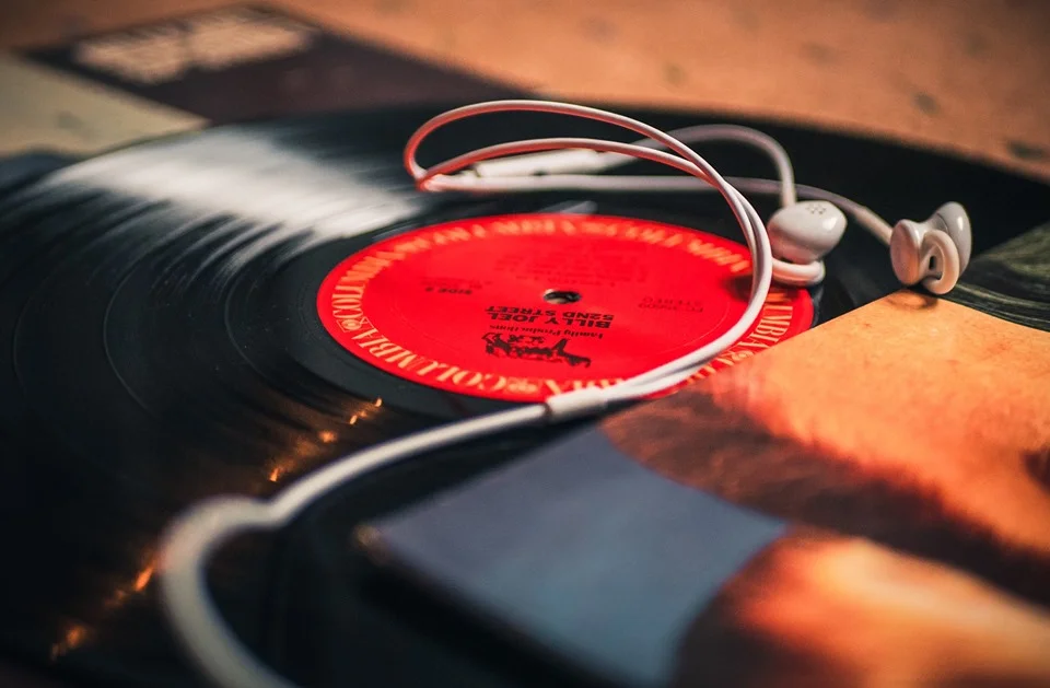 Vinyl Bingo @ Rita's Law