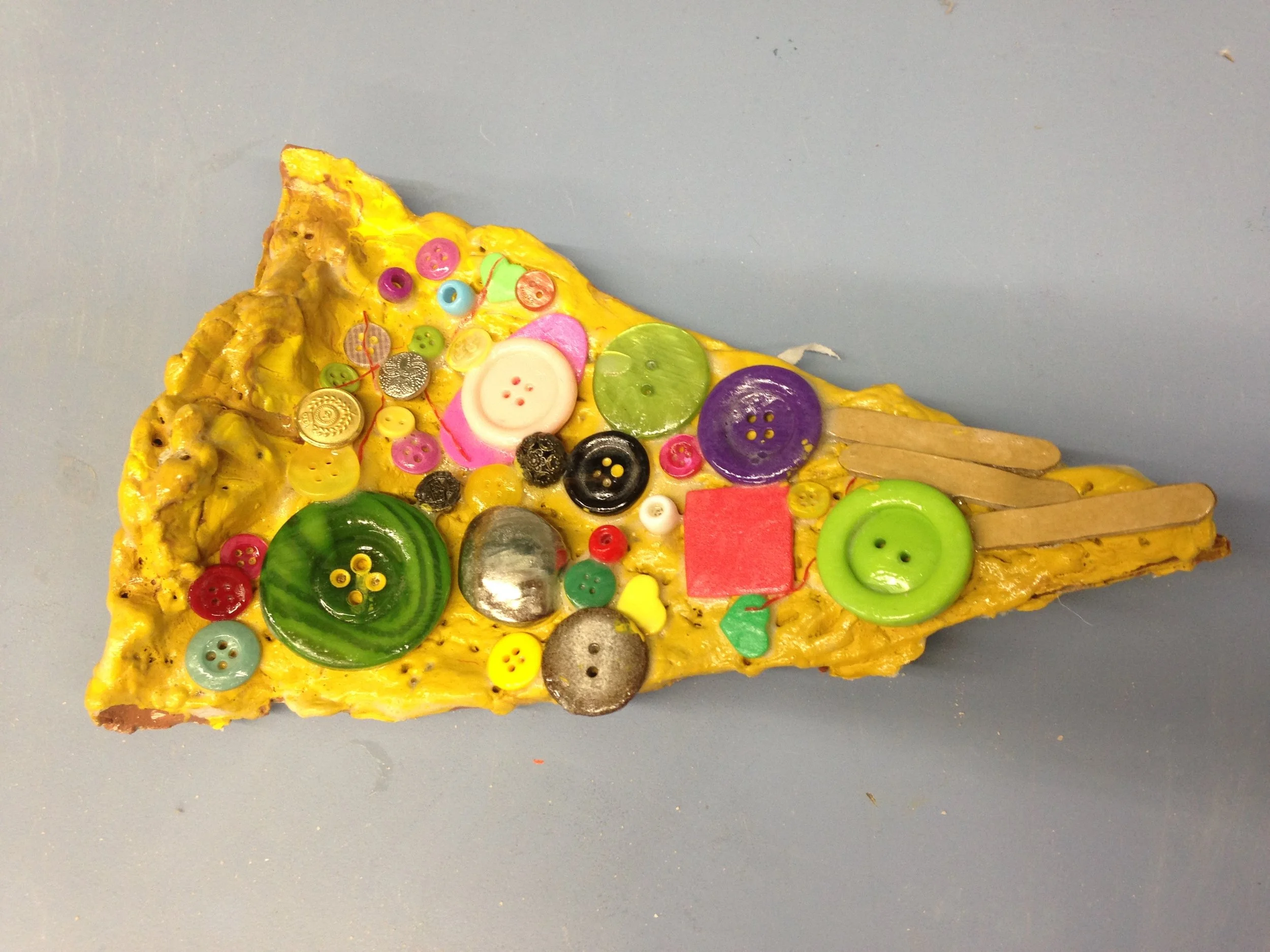 Student clay pizza, 2018