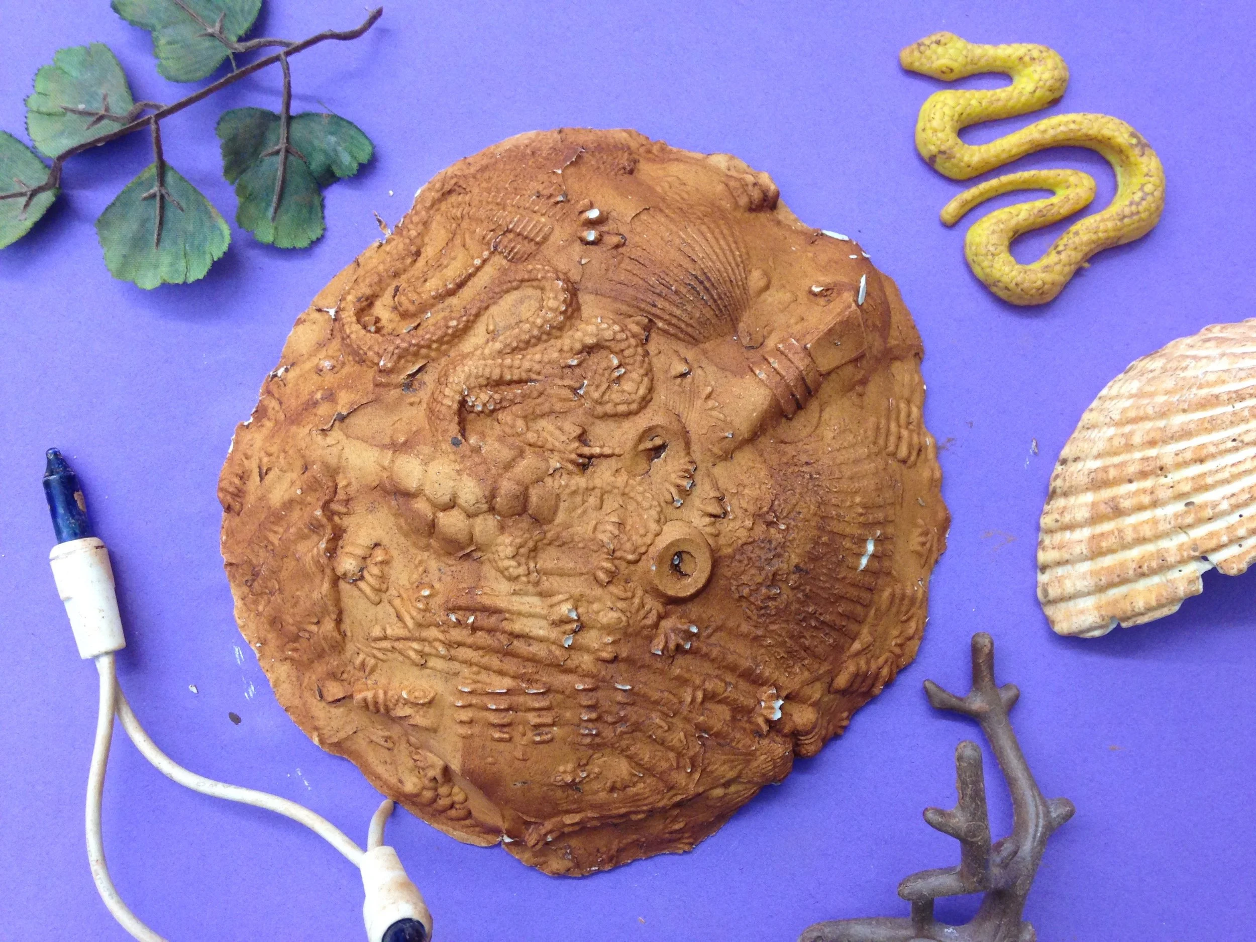 4th grade students tell stories with plaster fossil sculptures, Pasadena, CA