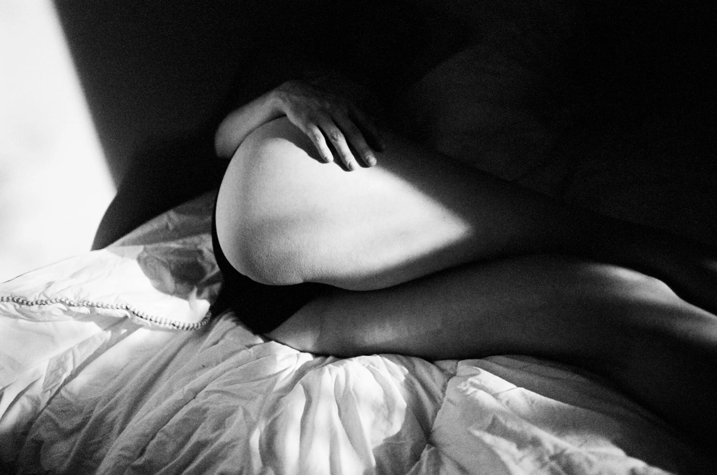 Jess, 8 months pregnant 