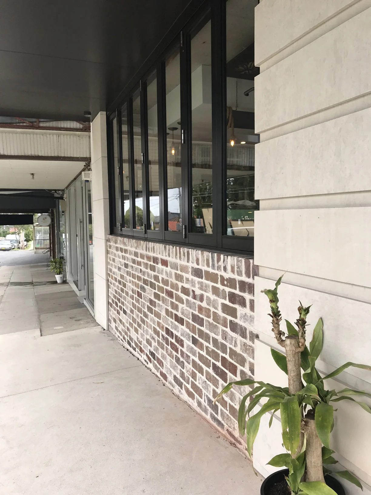 Cnr 58 Cafe Building Mortlake, 10 35 30 am.jpg