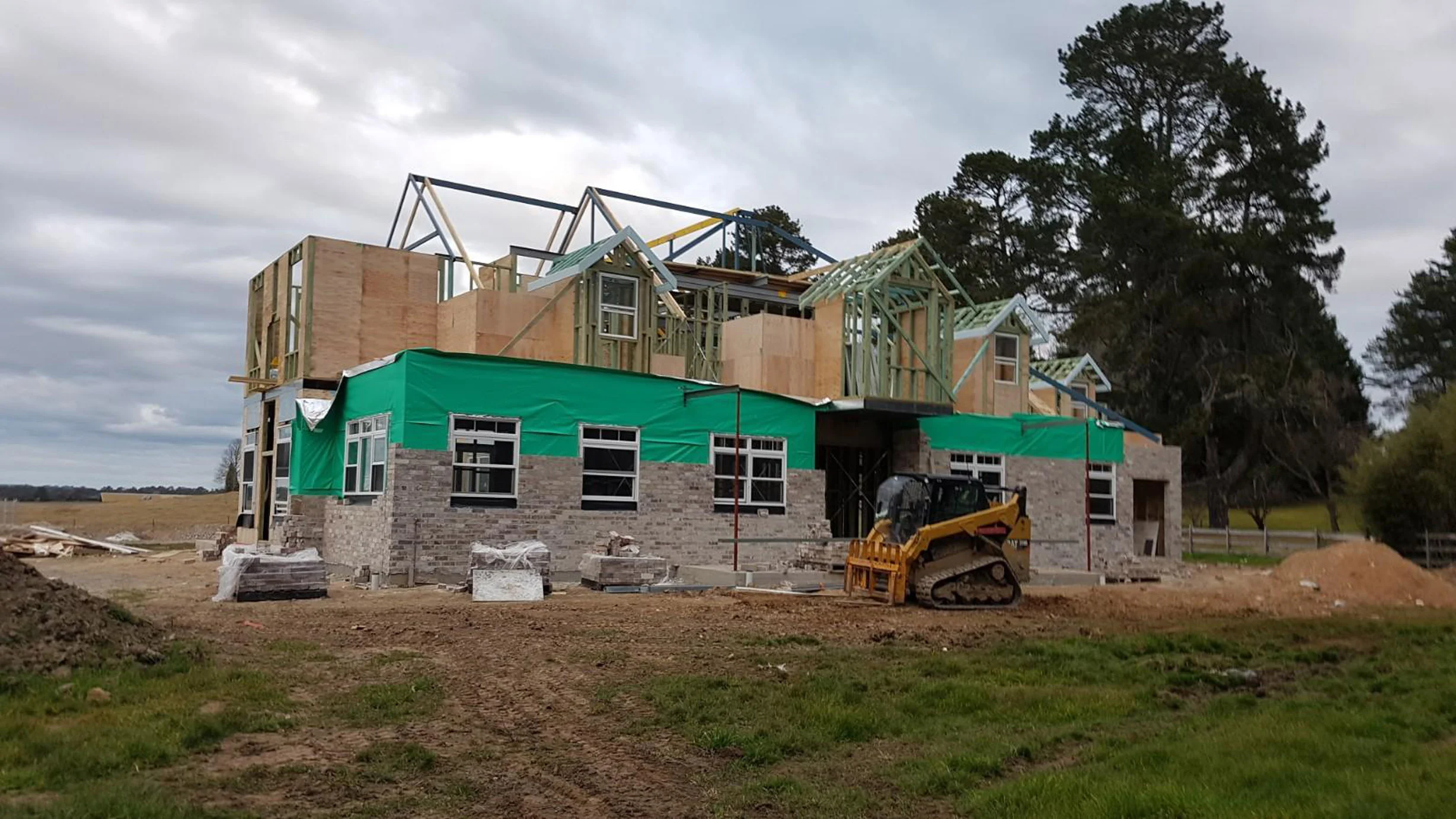 Southern Highlands Homestead, 7 36 07 pm.jpg