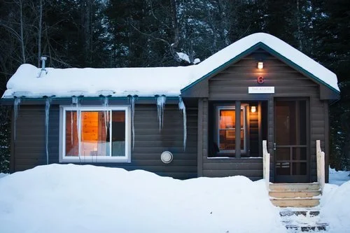 Au Sable Riverview Resort Log Vacation Cabin 6 winter Grayling 2.jpg