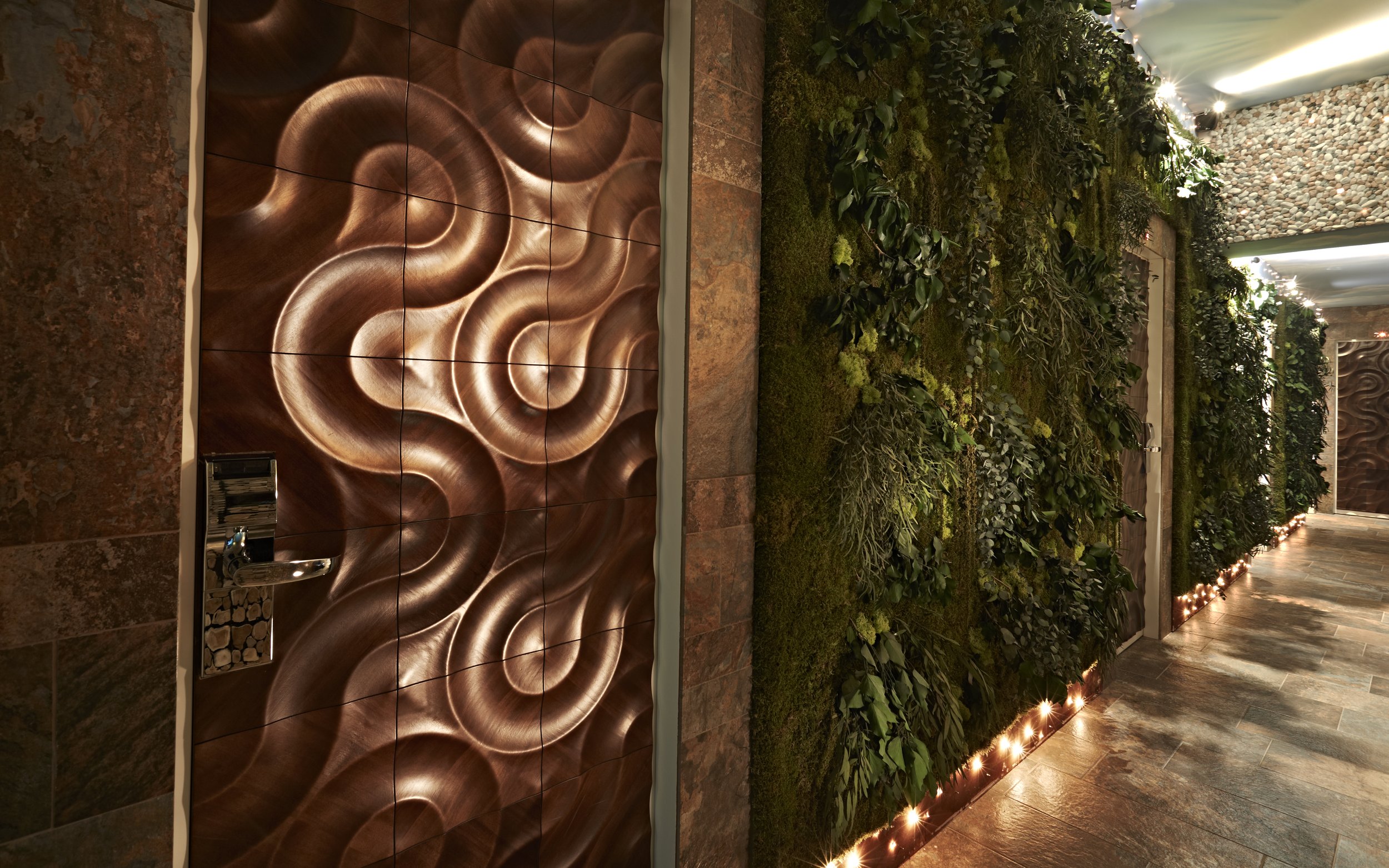 MOKO-Interior-Contact-Us-Project_Preview-Commercial-Spagna-Royal-Hotel-Room-VOLGA-door-alt-Luxury-3D-veneer-Wall-Panel.jpg