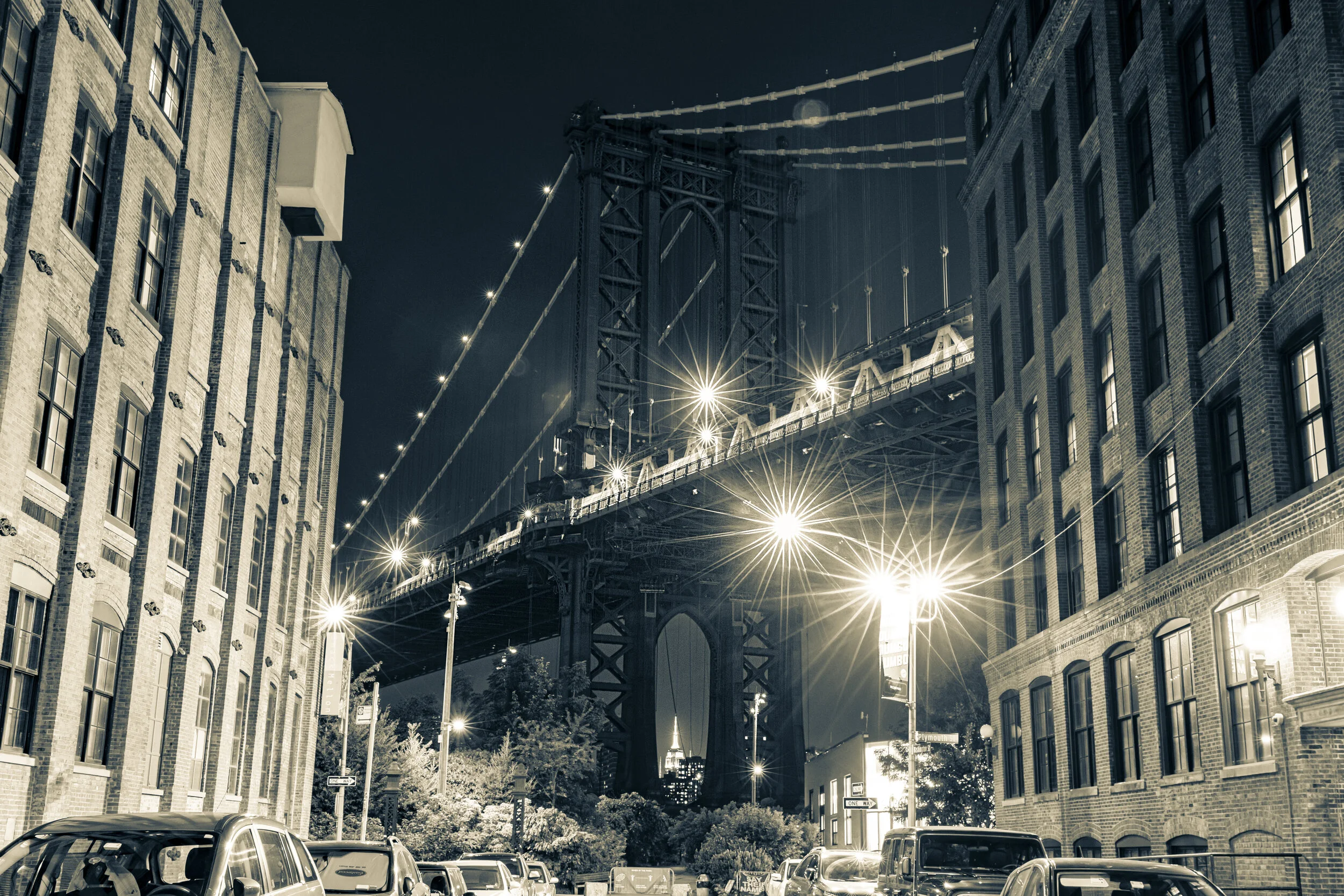 Manhattan Bridge_B&W.jpg