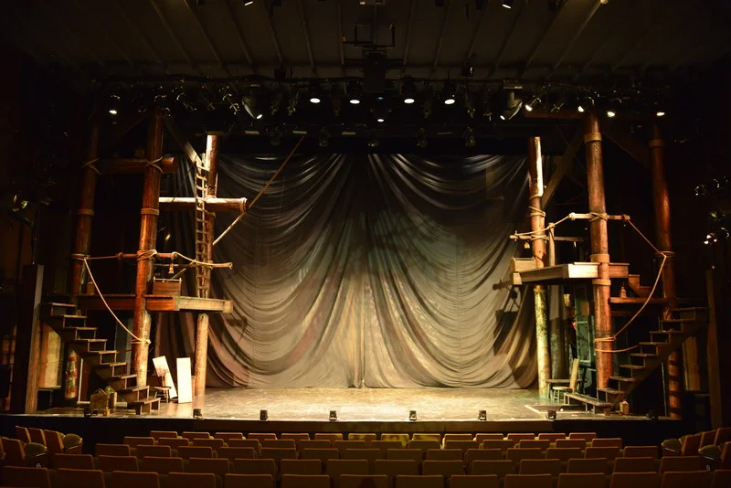 2016_OP_Hunchback_Set-Photos_DSC4601-711.jpg