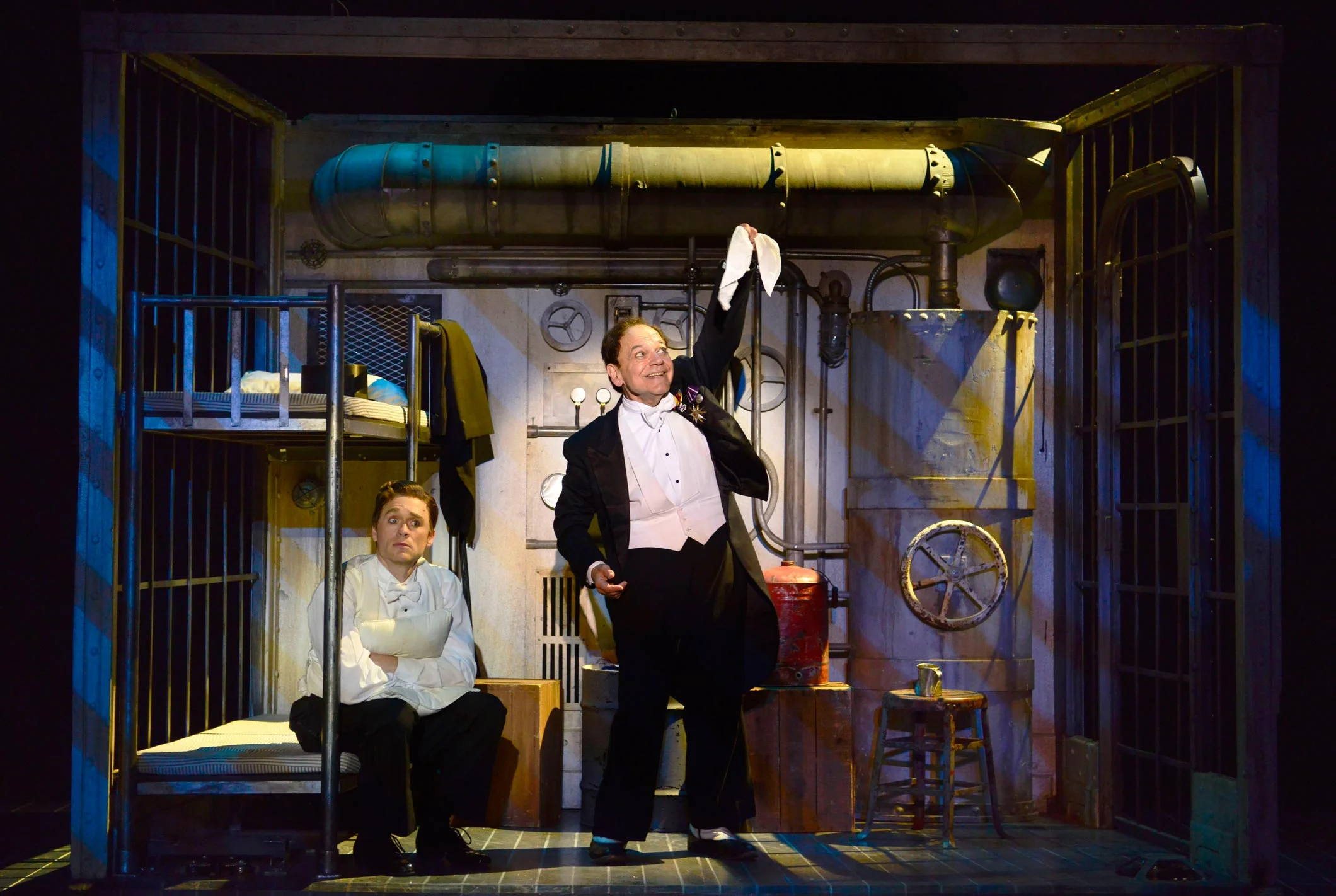 2016_Anything-Goes_Act2_Josh-Canfield_Ray-DeMattis_photo-by_Gary-Ng_G_DSC0093_Banner.jpg