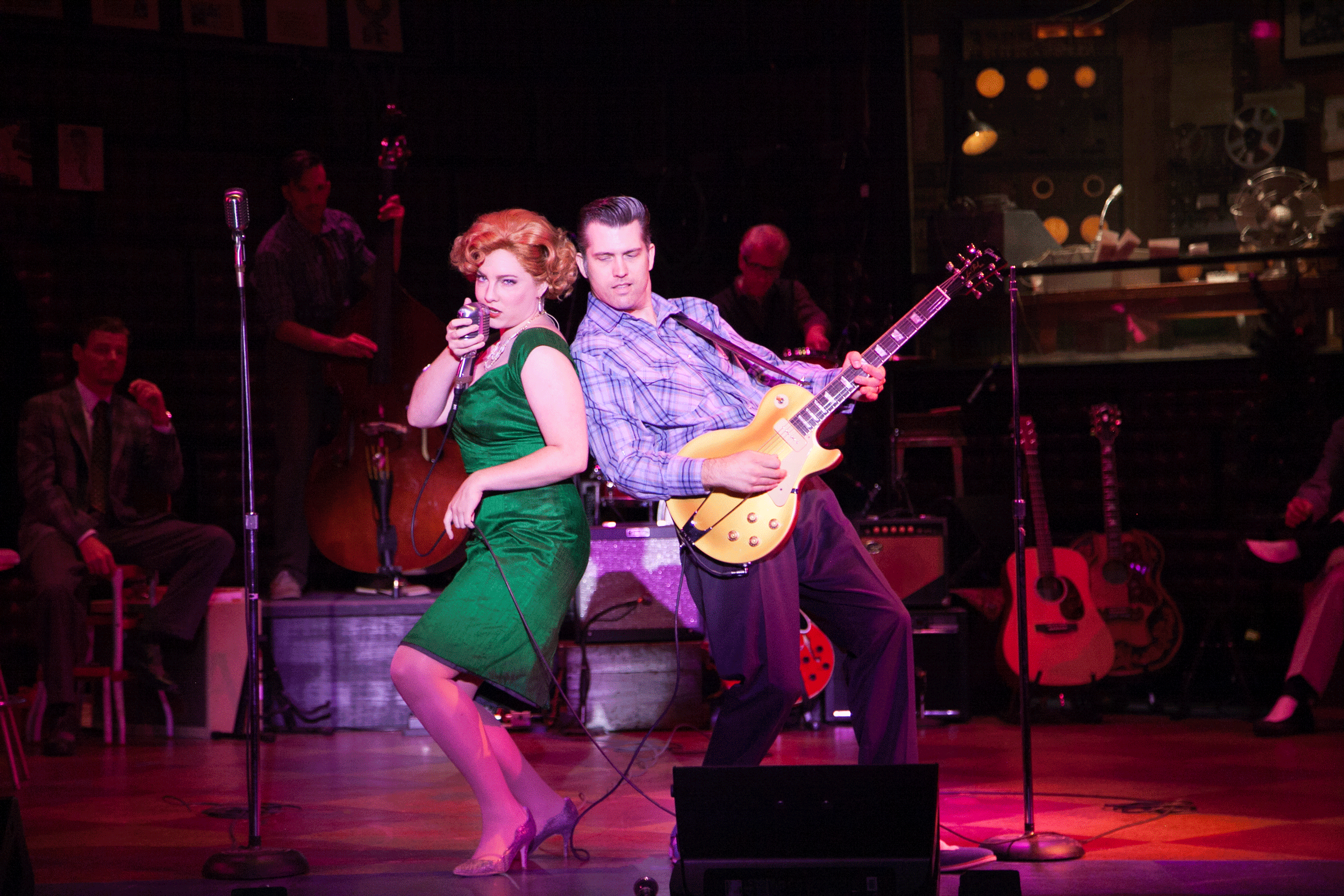2015_OP_MDQ_Bligh-Voth_as_Dyanne_Robert-Britton-Lyons_as_Carl-Perkins_photo-by_Jay-Goldsmith_MG_4089_RGB.gif