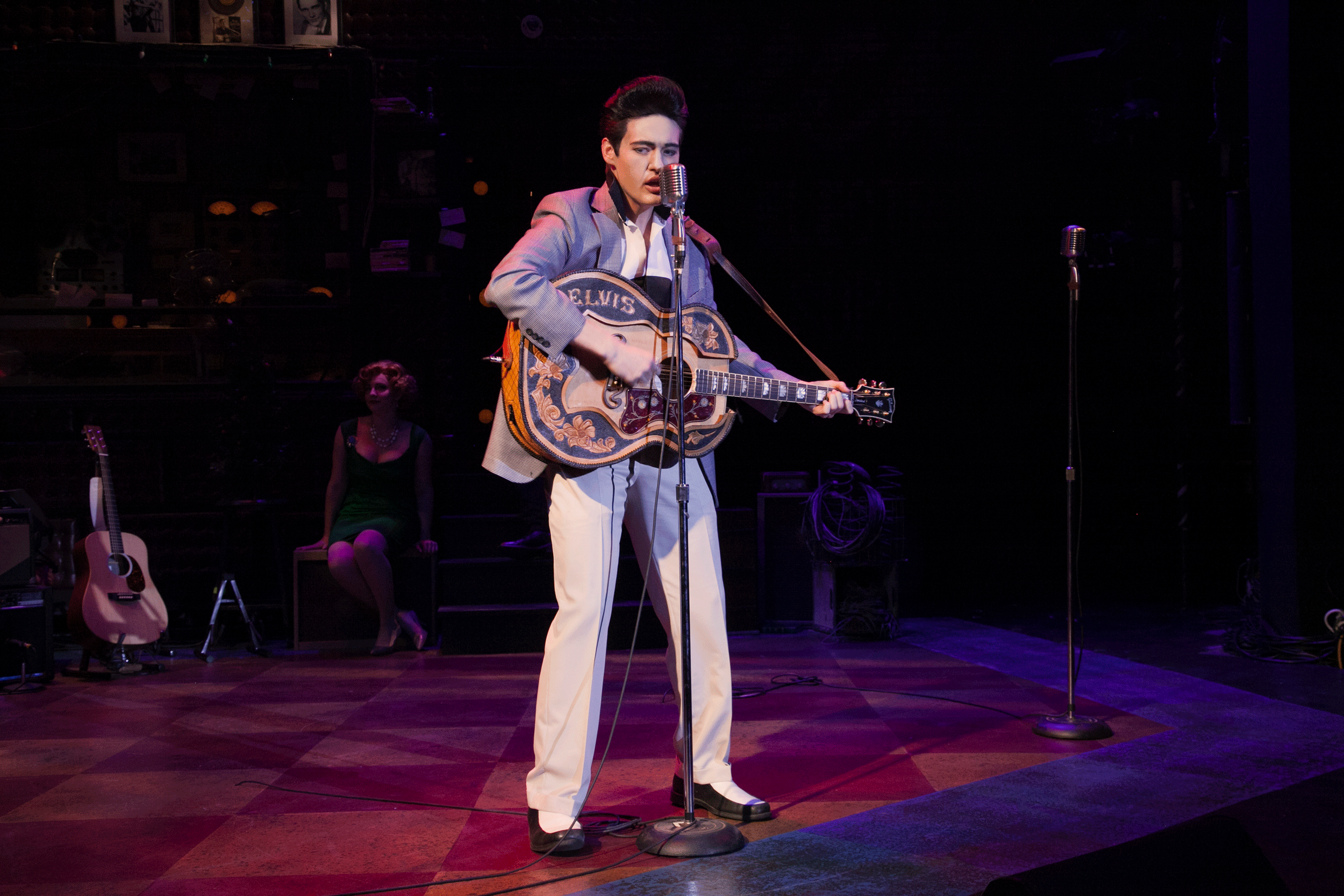 2015_OP_MDQ_Jacob-Rowley_as_Elvis-Presley_photo-by_Jay-Goldsmith_MG_4134.gif