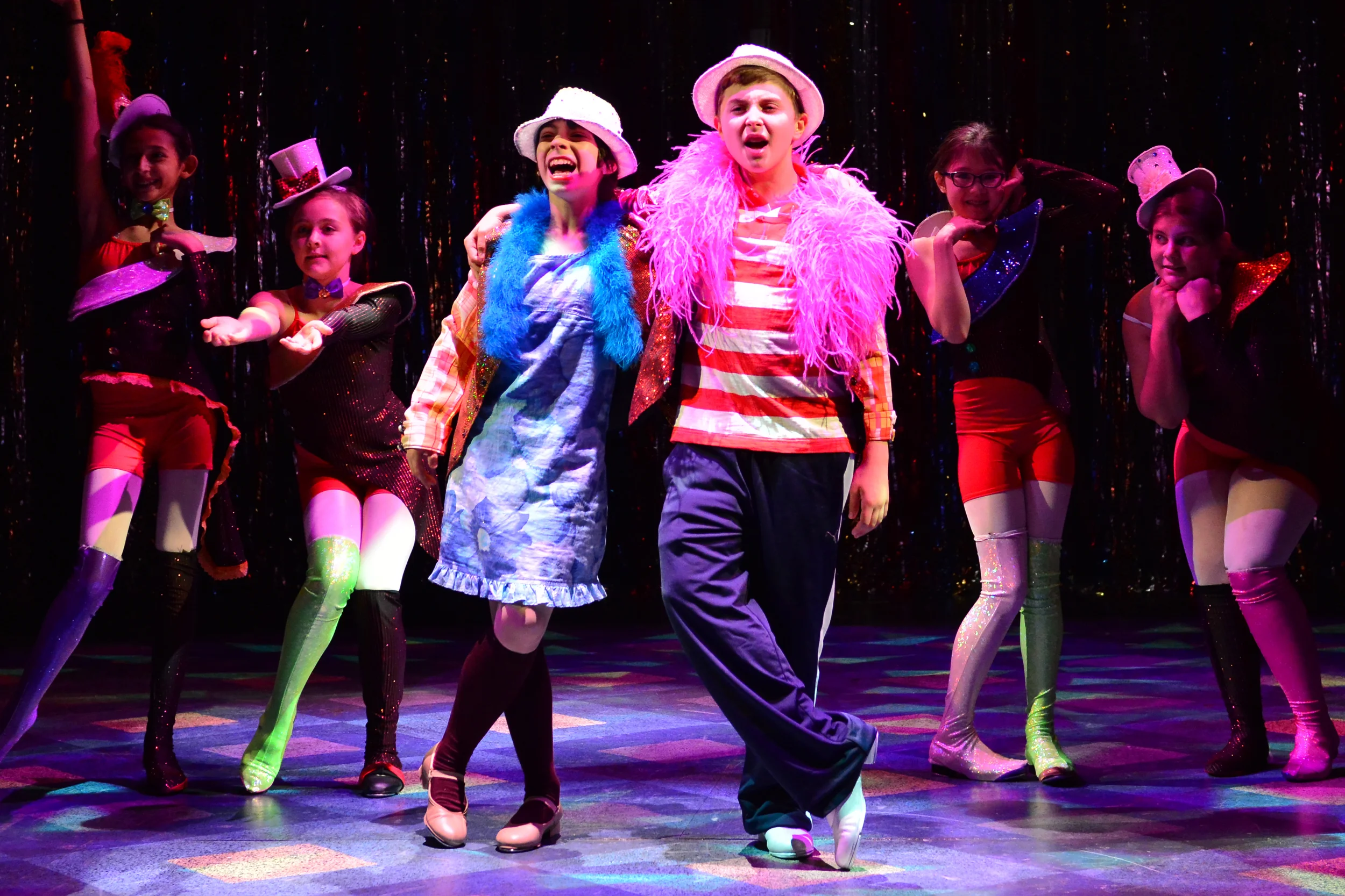 2014_OP_Billy-Elliot_Alec-Shiman_as_Michael_Noah-Parets_as_Billy_Ballet-Girls_Expressing-Yourself_photo-by_Gary-Ng_RGB.jpg