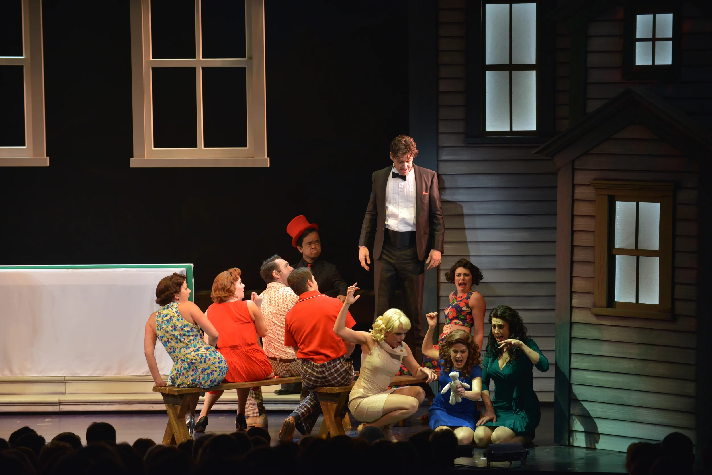 2014_OP_Witches-of-Eastwick_James-Barbour_Nancy-Anderson_Mamie-Parris_Sara-Gettelfinger_Jennifer-Hickman_photo-by_Gary-Ng_RGB.jpg