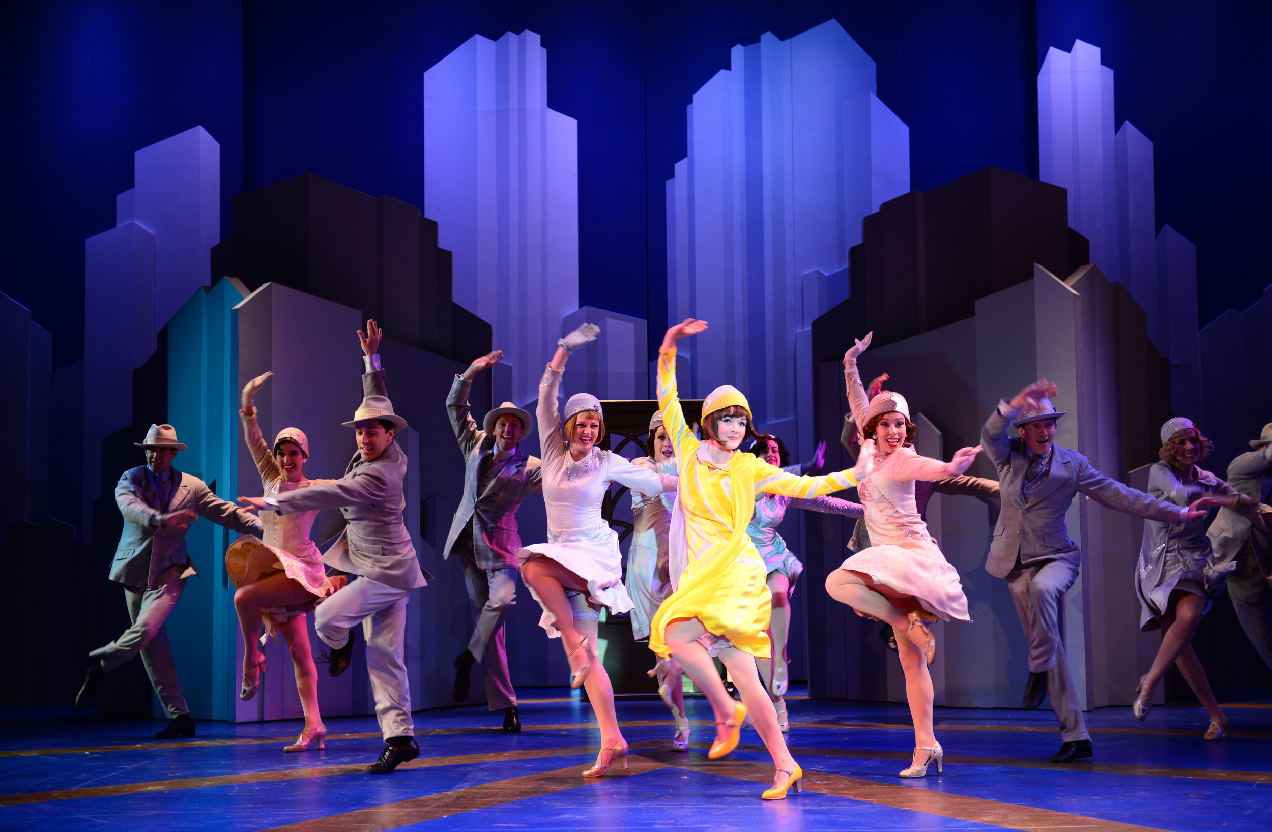 2013_OP_Thoroughly-Modern-Millie_Becky-Gulsvig_as_Millie-Dillmount_Ensemble_RGB_01.jpg