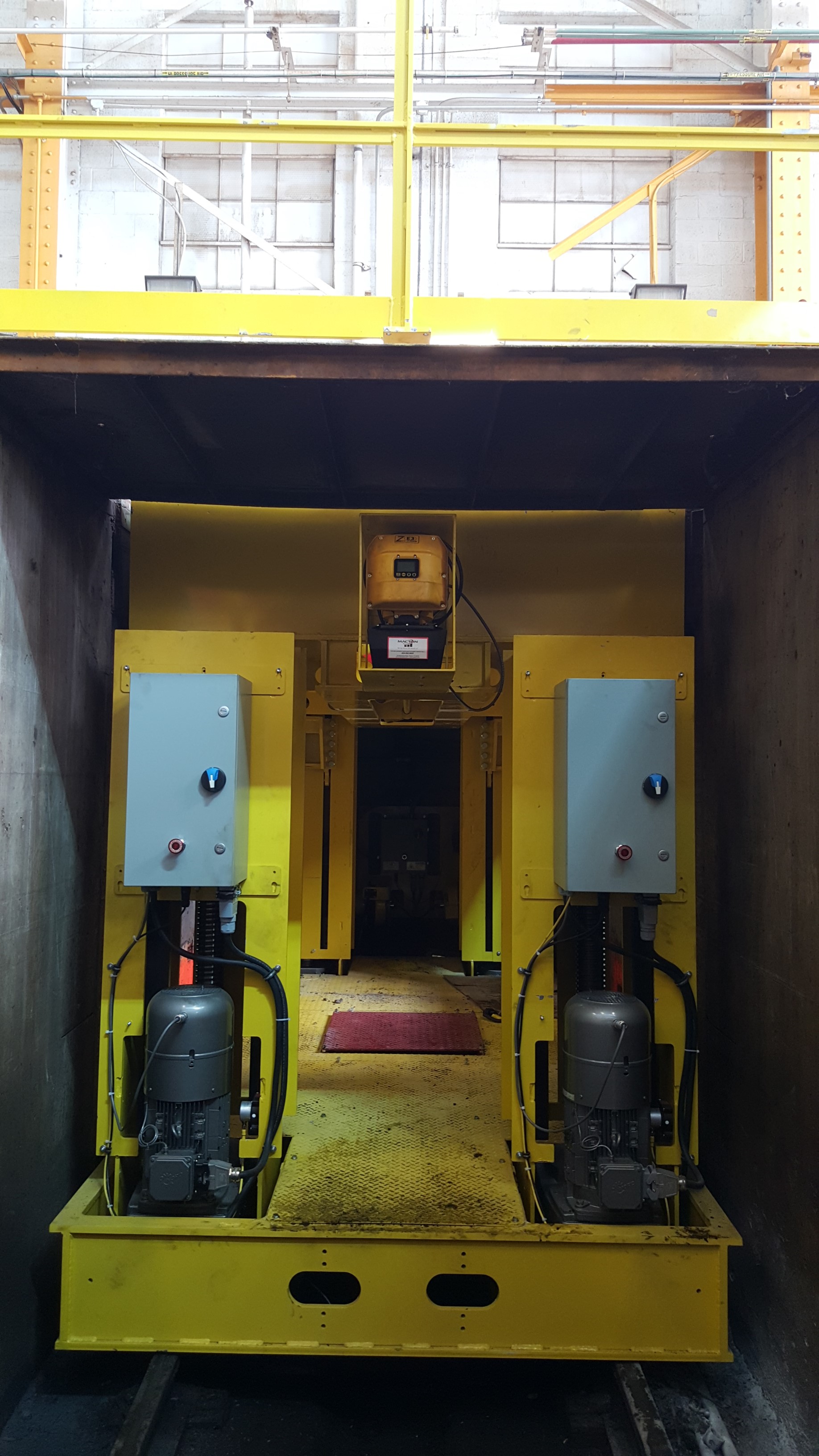 028 CSX Hamlet Drop Table - End View.jpg