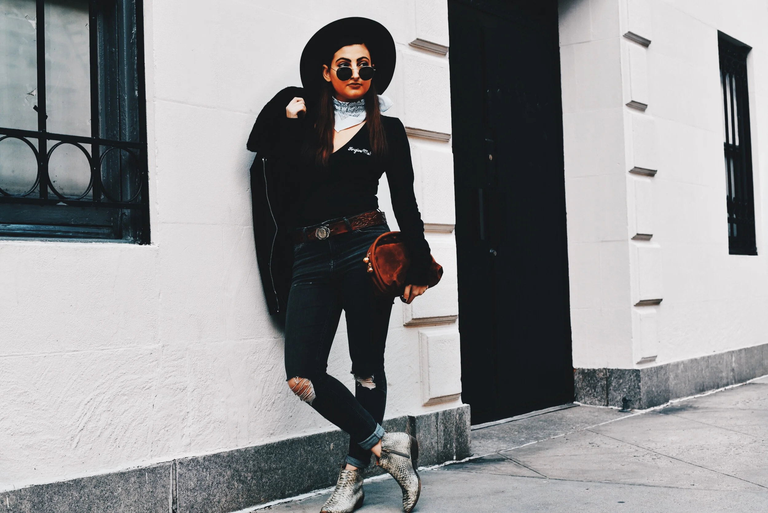 DECEMBER LOOKBOOK