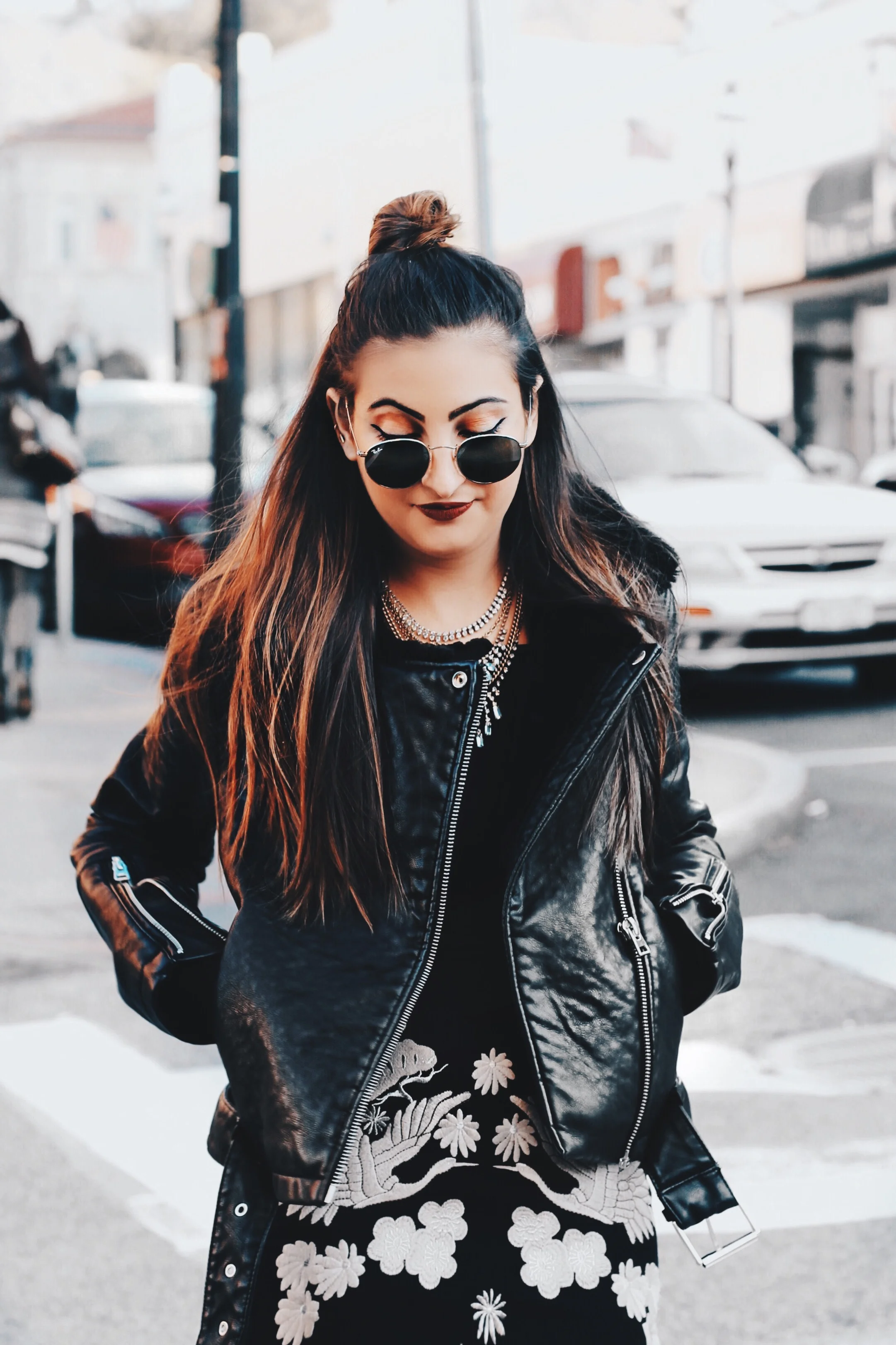 THROUGH THE LOOKING GLASS FEAT. VINTAGE FINDS