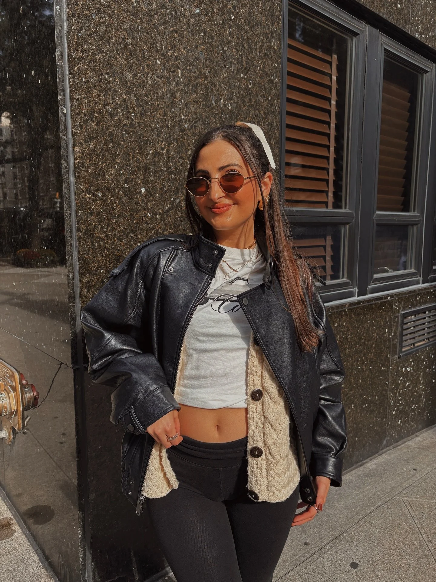 a spooky walk around the ues ✖️🤎🪩🍂👻💫✨ #KILLERQUEEN 
&bull;
&bull;
&bull;
&bull;
&bull;
&bull;
&bull;
#spookyszn #ues #halloween #octobervibes #october2025 #spooky #halloweenvibes #nycblogger #falloutfitideas #falloutfitinspo