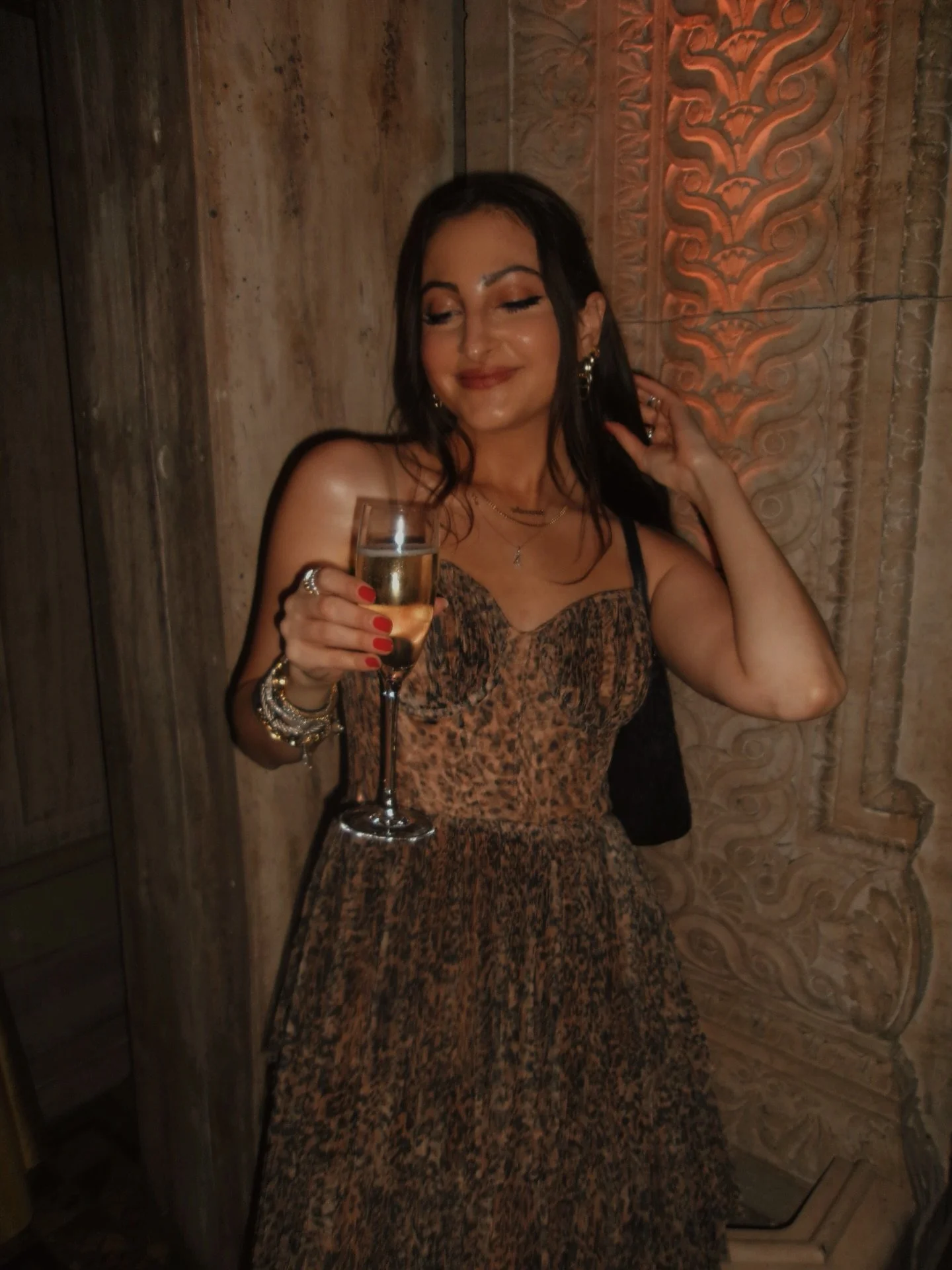 a wknd moodboard complete with bubbles and fries ✖️🤎🪩🥂🍟🌼💫✨ #KILLERQUEEN 
&bull;
&bull;
&bull;
&bull;
&bull;
&bull;
&bull;
&bull;
#springoutfitideas #weekendvibes #nycoutfitideas #outfitideas