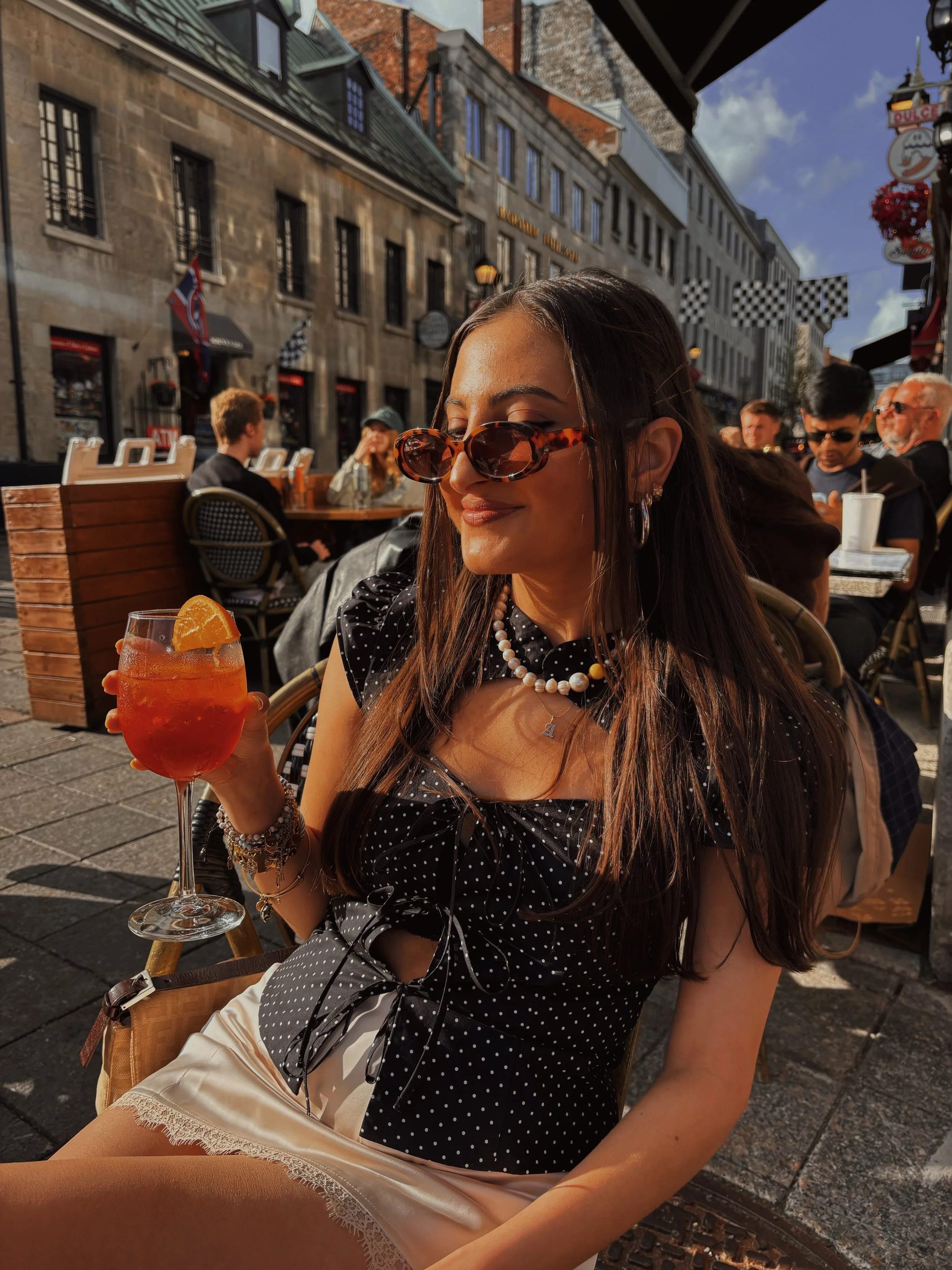 more montr&eacute;al outtakes ✖️🤎🪩❣️🥃💫✨ #KILLERQUEEN 
&bull;
&bull;
&bull;
&bull;
&bull;
&bull;
&bull;
&bull;
#montreal #montrealnightlife #montrealeats #summer2026
