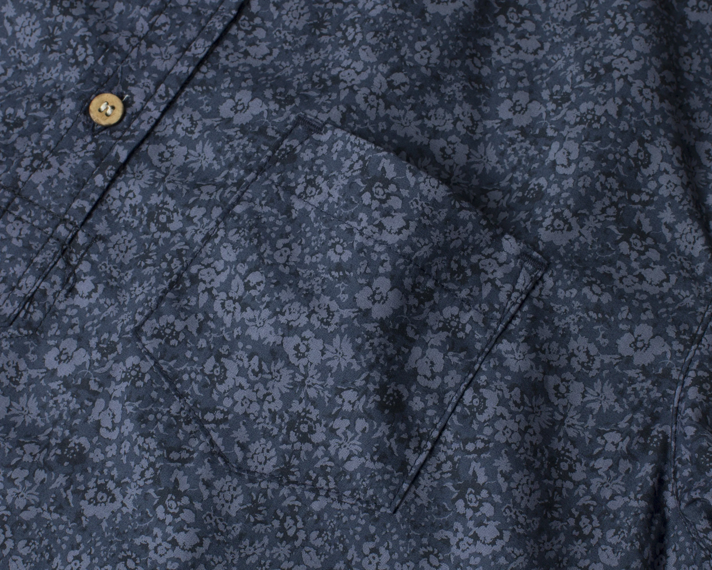 3sixteen.darkerpopovershirt.detail_6.jpg