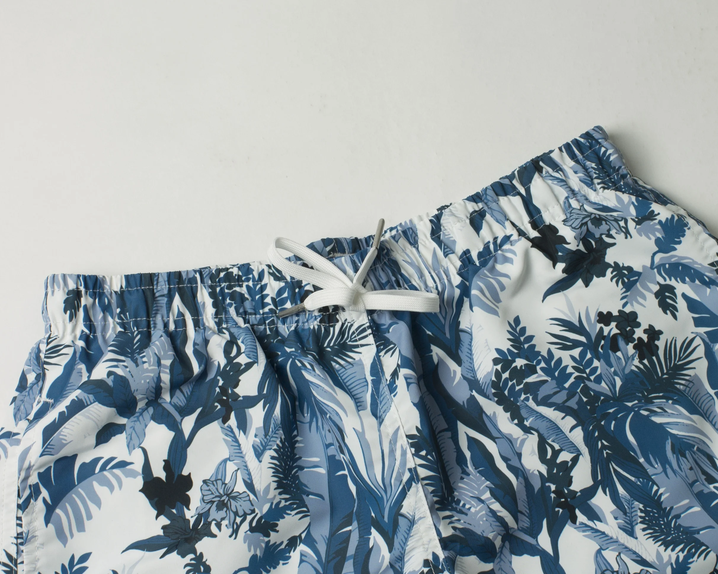 bather.bluefloral.detail_1.jpg