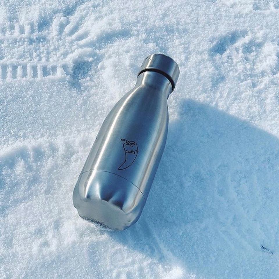 Chilly's Bottles: le bottiglie termiche che rispettano l'ambiente — À LA  PAGE Roma Arredamento d'Interni, oggetti, mobili, biancheria personalizzata