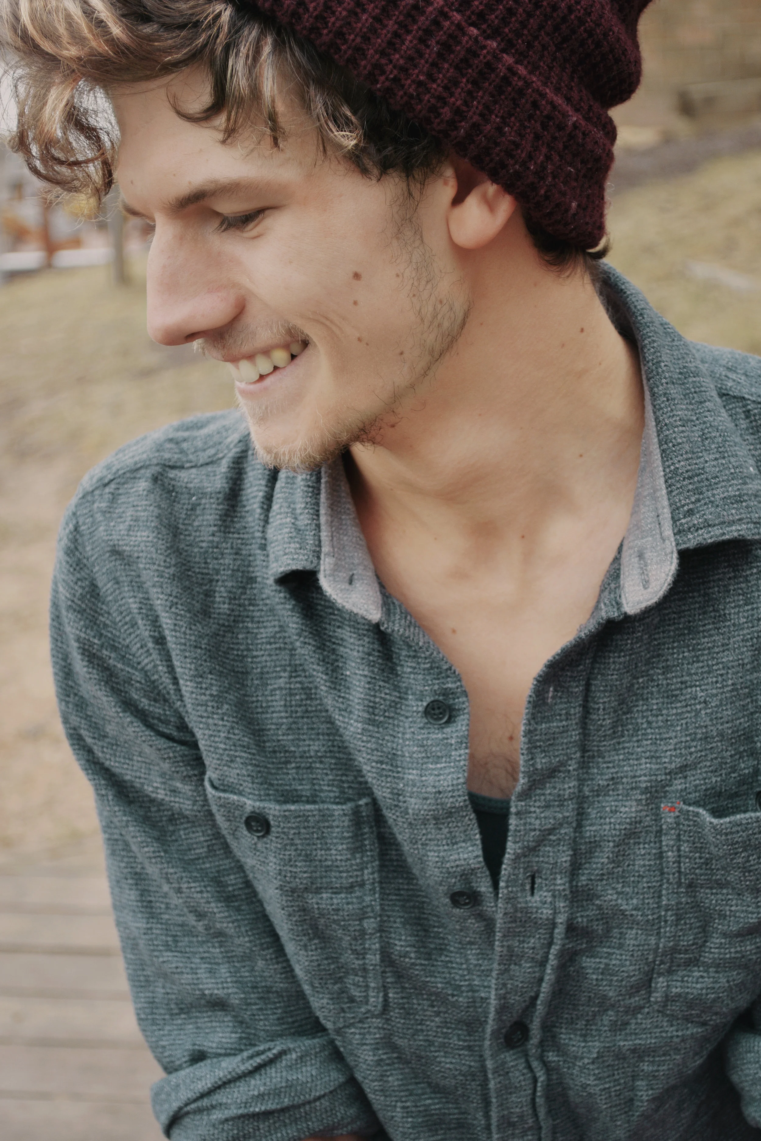 model sean small.jpg
