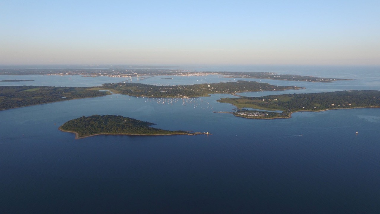 Drone shot of Stown view of Bay.jpeg