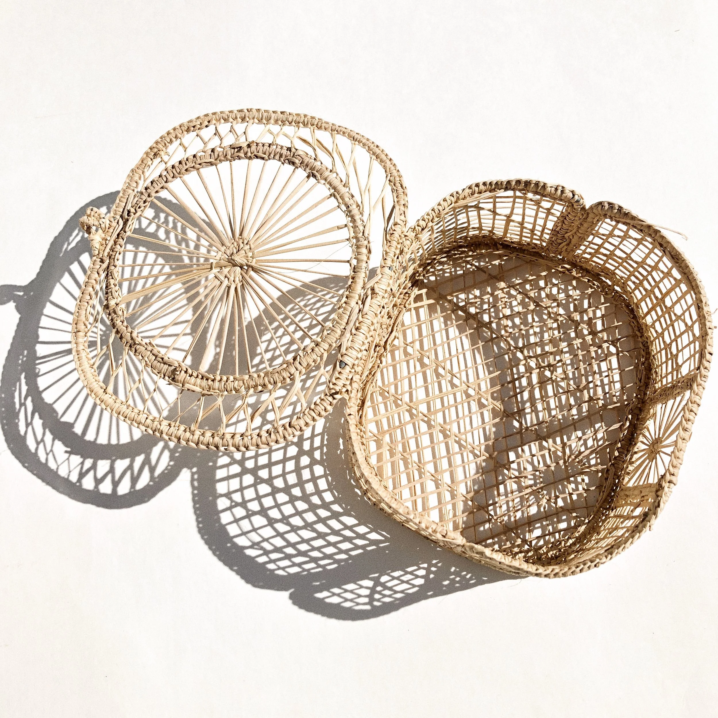 Wicker Keepsake, Large Oval