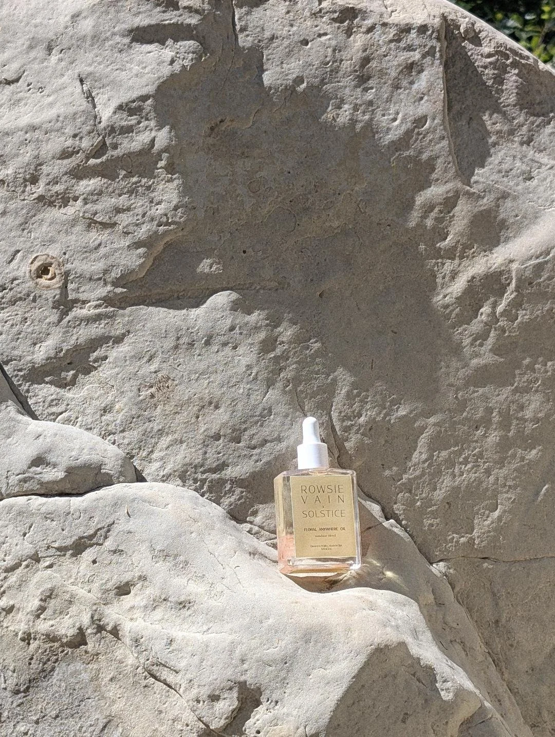 ROWSIE VAIN x SOLSTICE FLORAL ANYWHERE OIL7.jpg