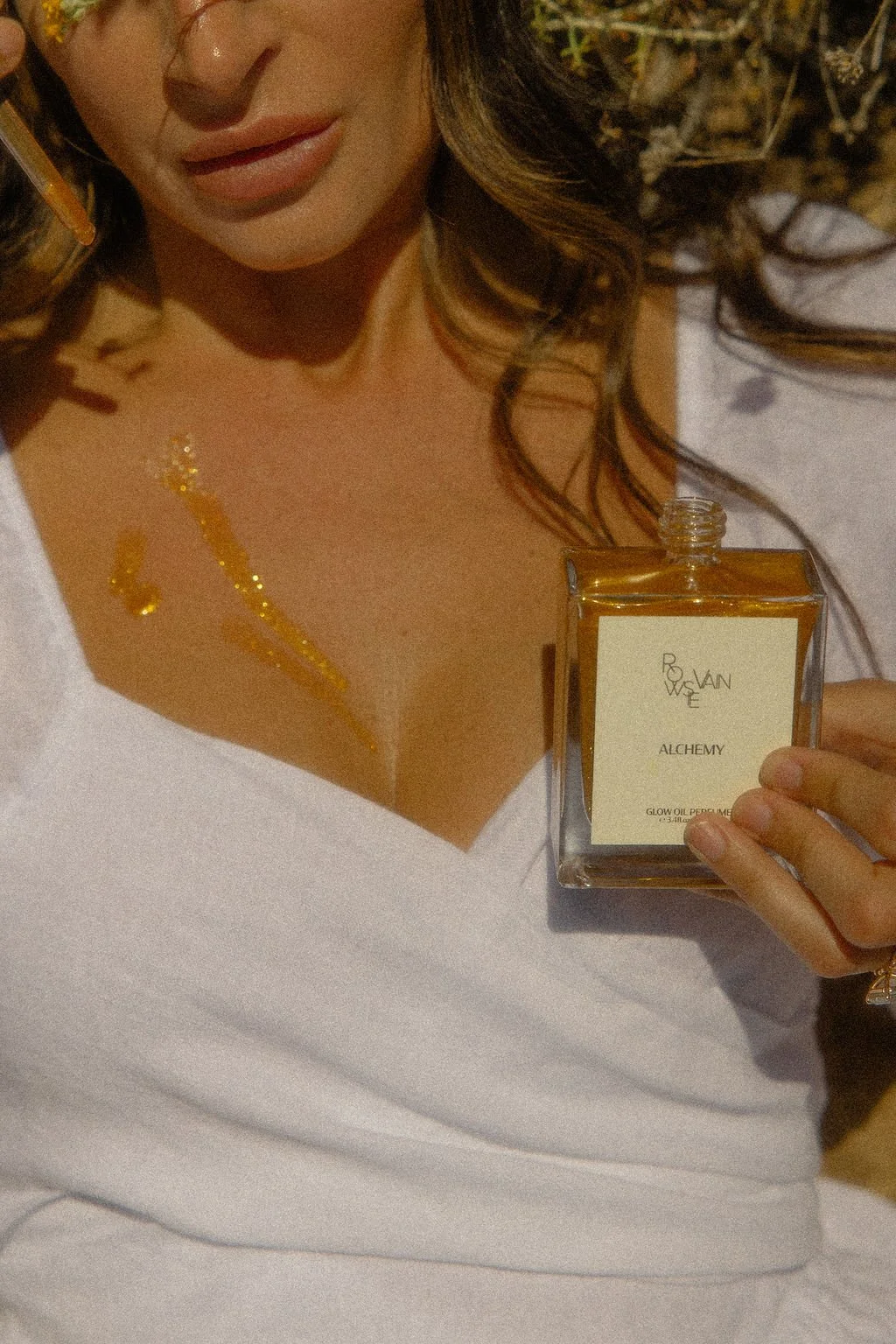 alchemy glow oil21.jpg