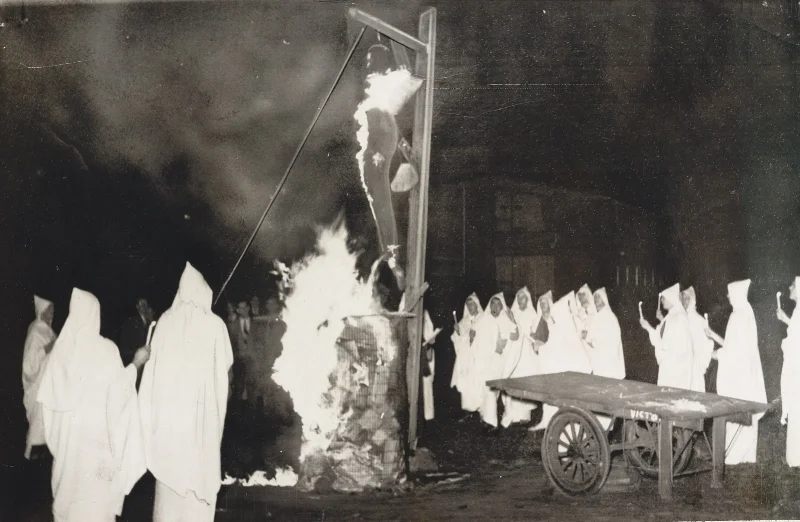 Tony Oursler’s personal archive University of Toronto students burn an effigy of Joseph McCarthy, 1953