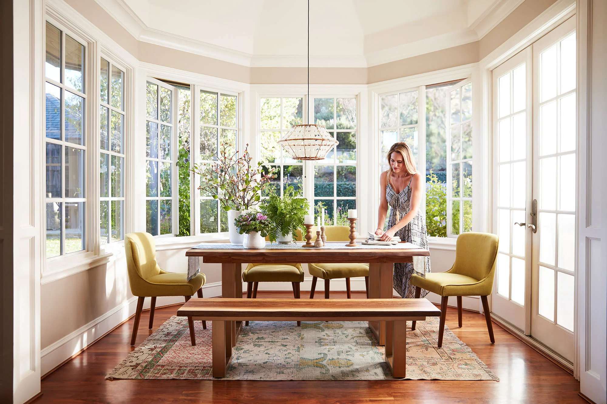 JULIE MALDONADO PROPS/INTERIORS