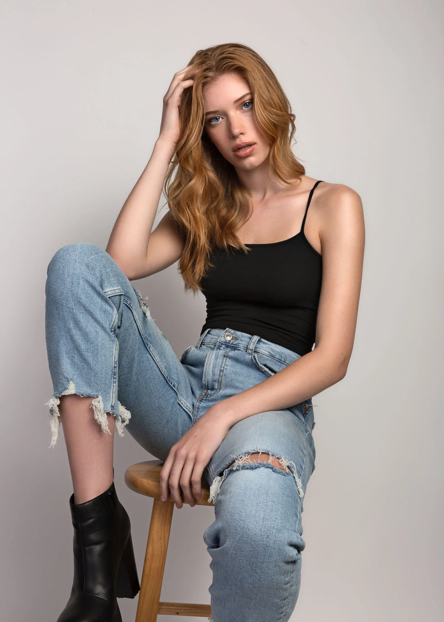 MONIQUE MAZER Hair & Makeup - Fashion/Advertising