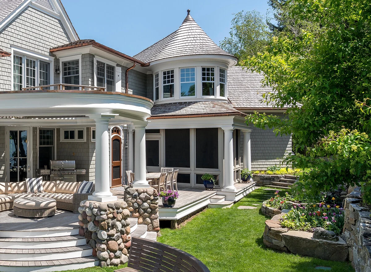 12MDA-Porch-cropped.jpg