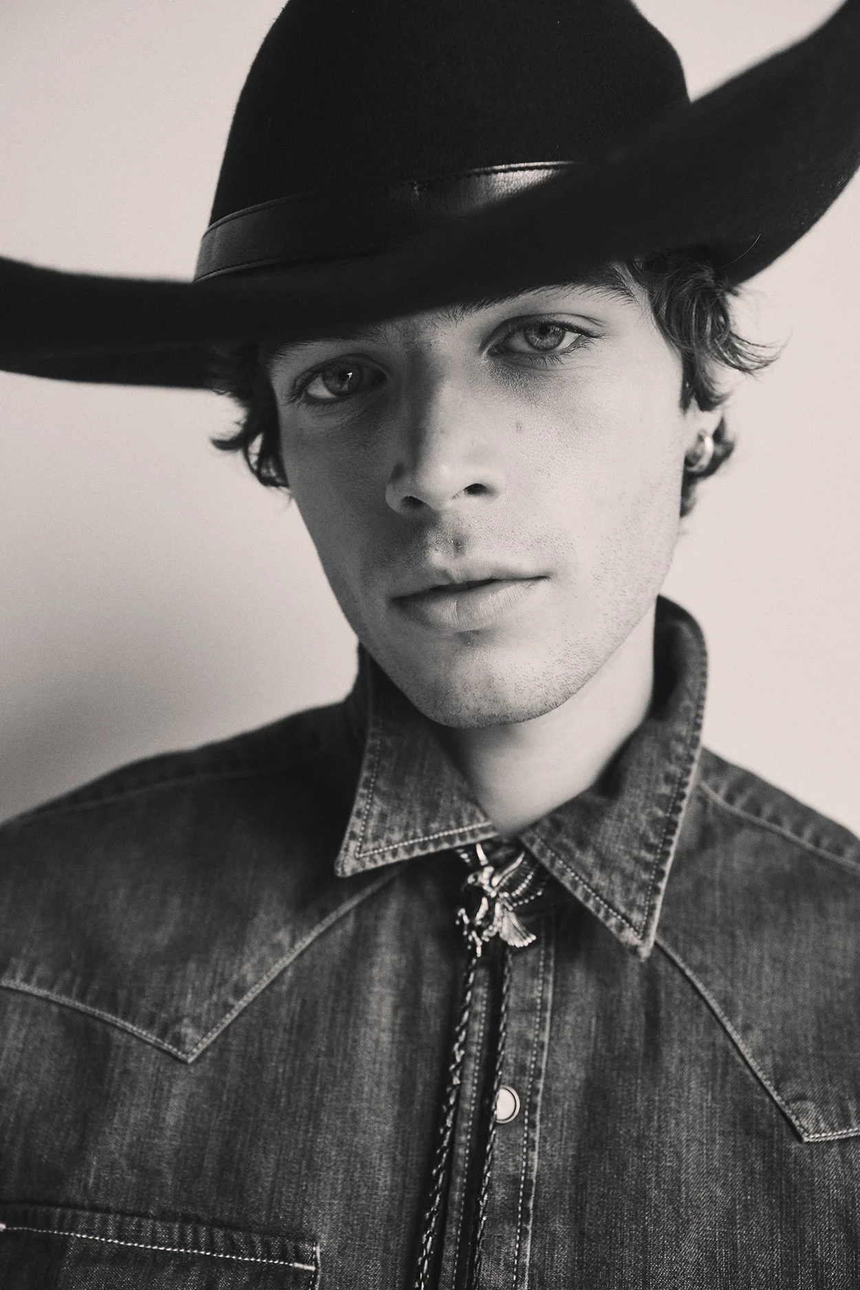 LOOK_04_1435 1 copy.jpg